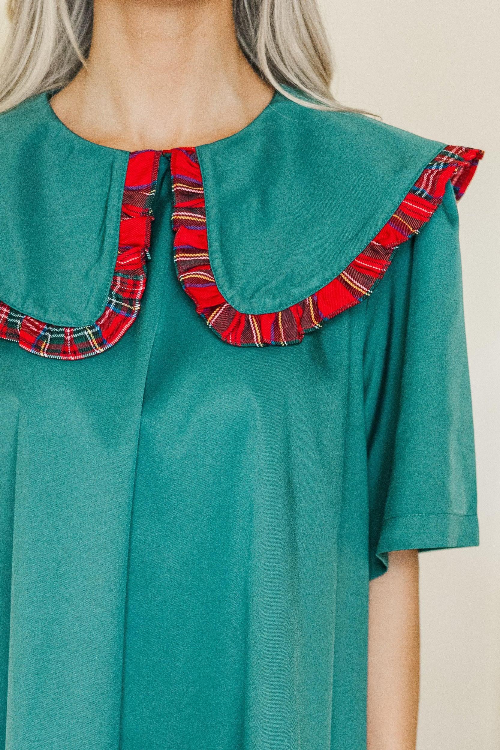 All In Plain Sight Green Dress Female Product Image