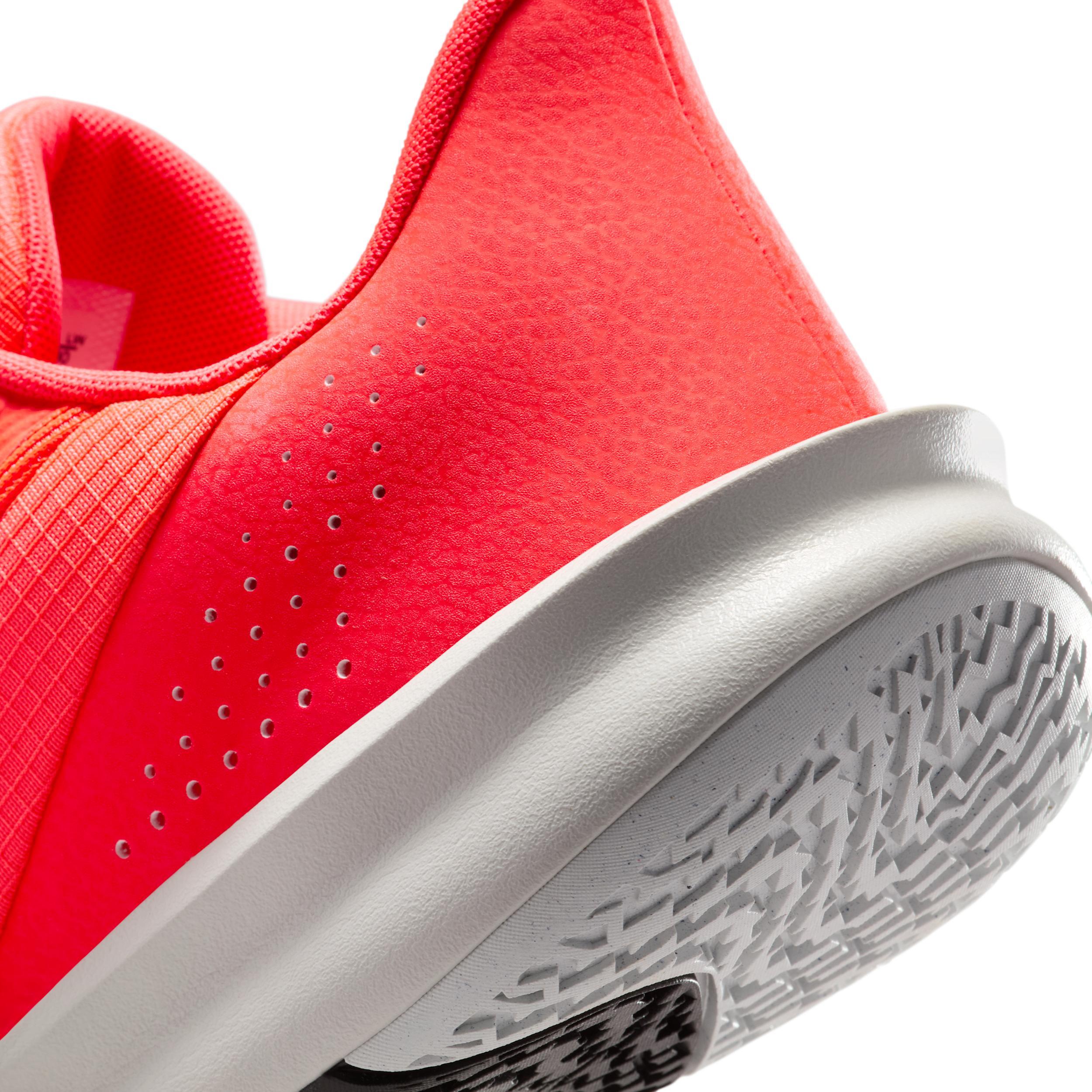 Nike Men's Precision 7 Basketball Shoes Product Image