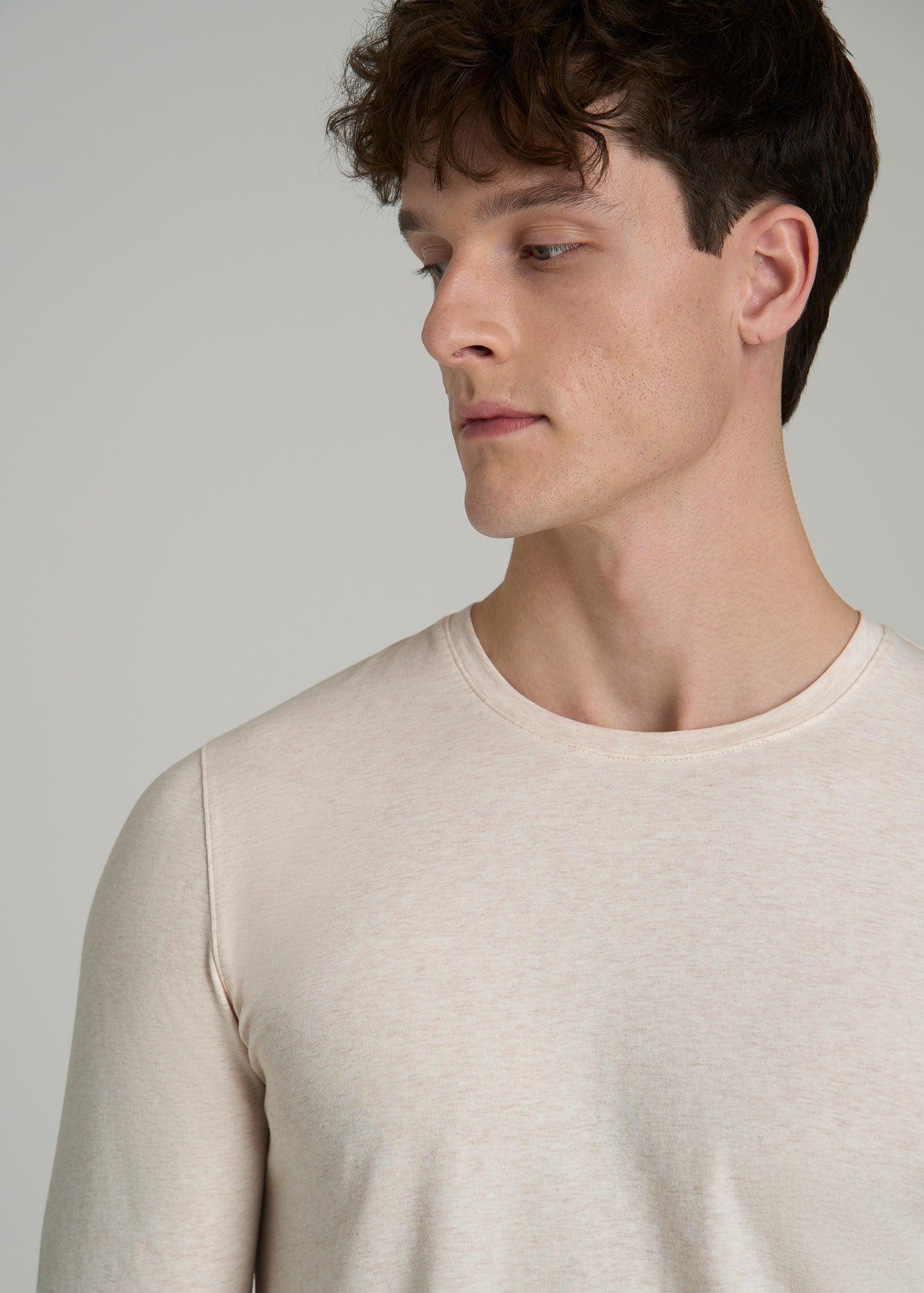 The Essential MODERN-FIT Crewneck Long Sleeve Tall Men's Tee in Heathered Oatmeal Product Image