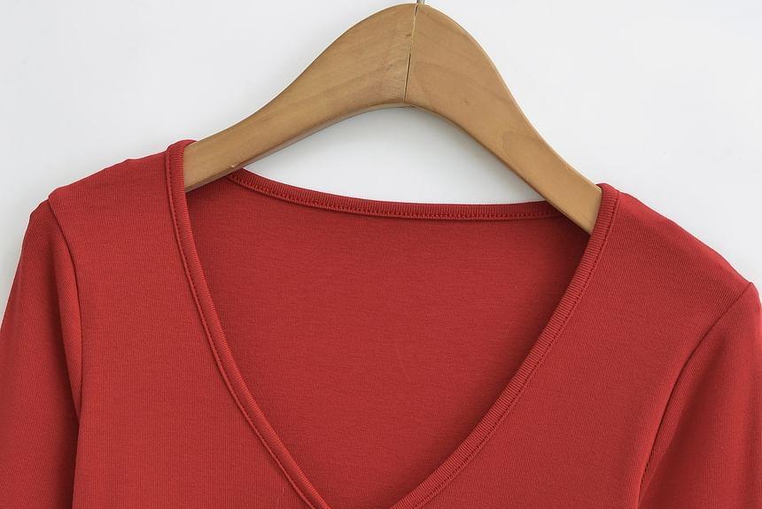 Long Sleeve V-Neck Plain Tie Front Crop Top Product Image