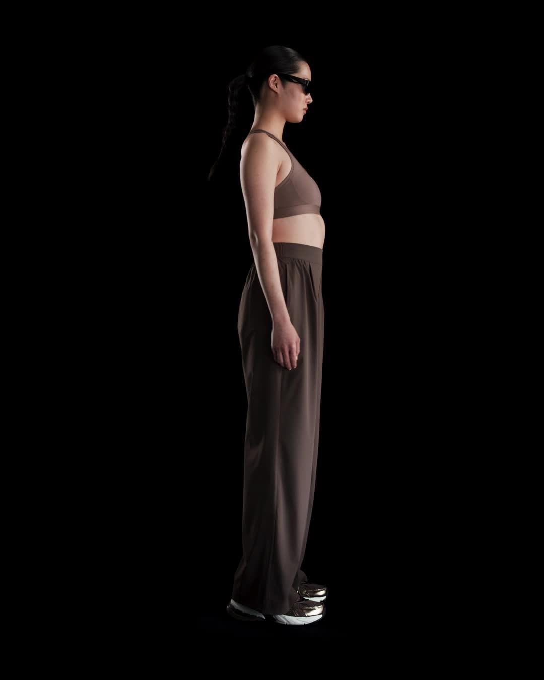 Nike 24.7 PerfectStretch Women's Dri-FIT High-Waisted Loose Wide-Leg Pants Product Image