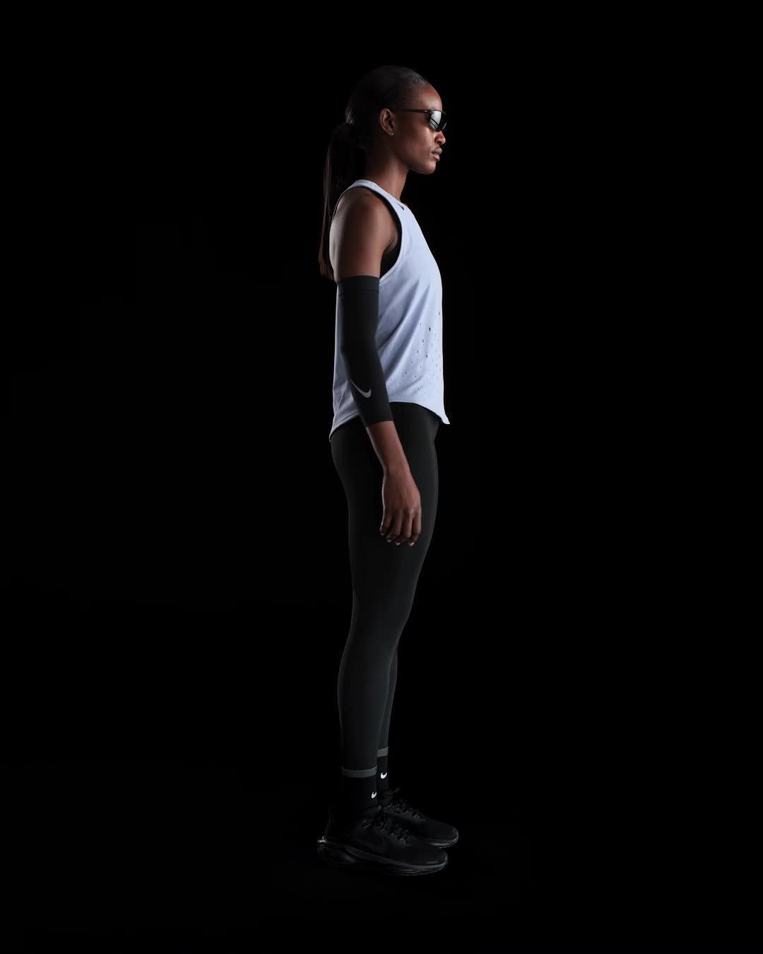 Nike AeroSwift Women's Dri-FIT ADV Running Singlet Product Image