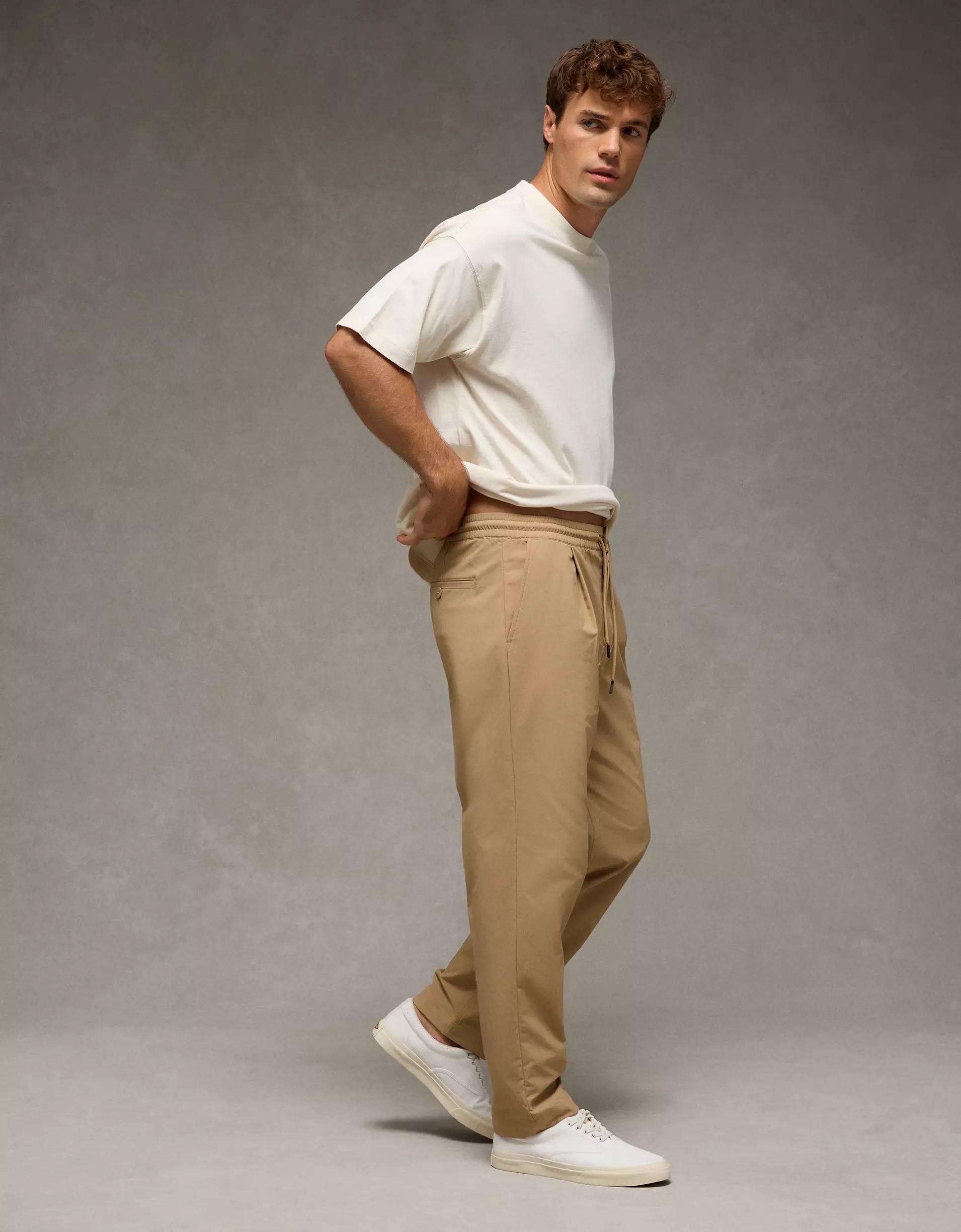AE 24/7 Pleated Pull-On Pant Product Image