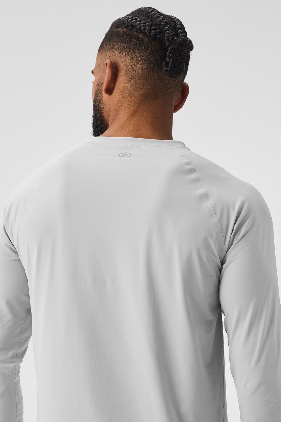 Alo Yoga | Idol Long Sleeve Performance T-Shirt Grey, Size: 2XL Product Image