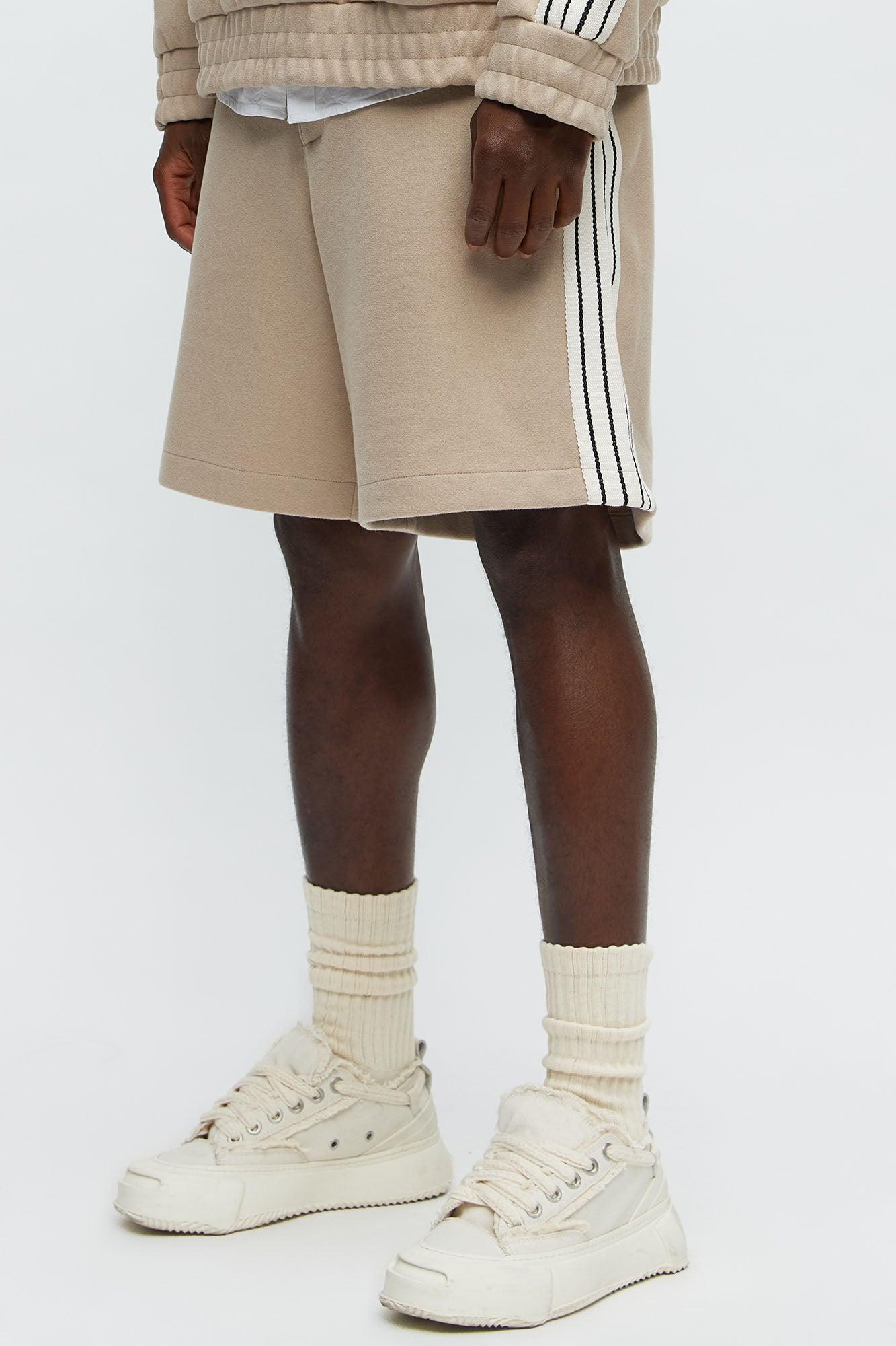 Tyson Resort Relaxed Shorts - Tan Male Product Image