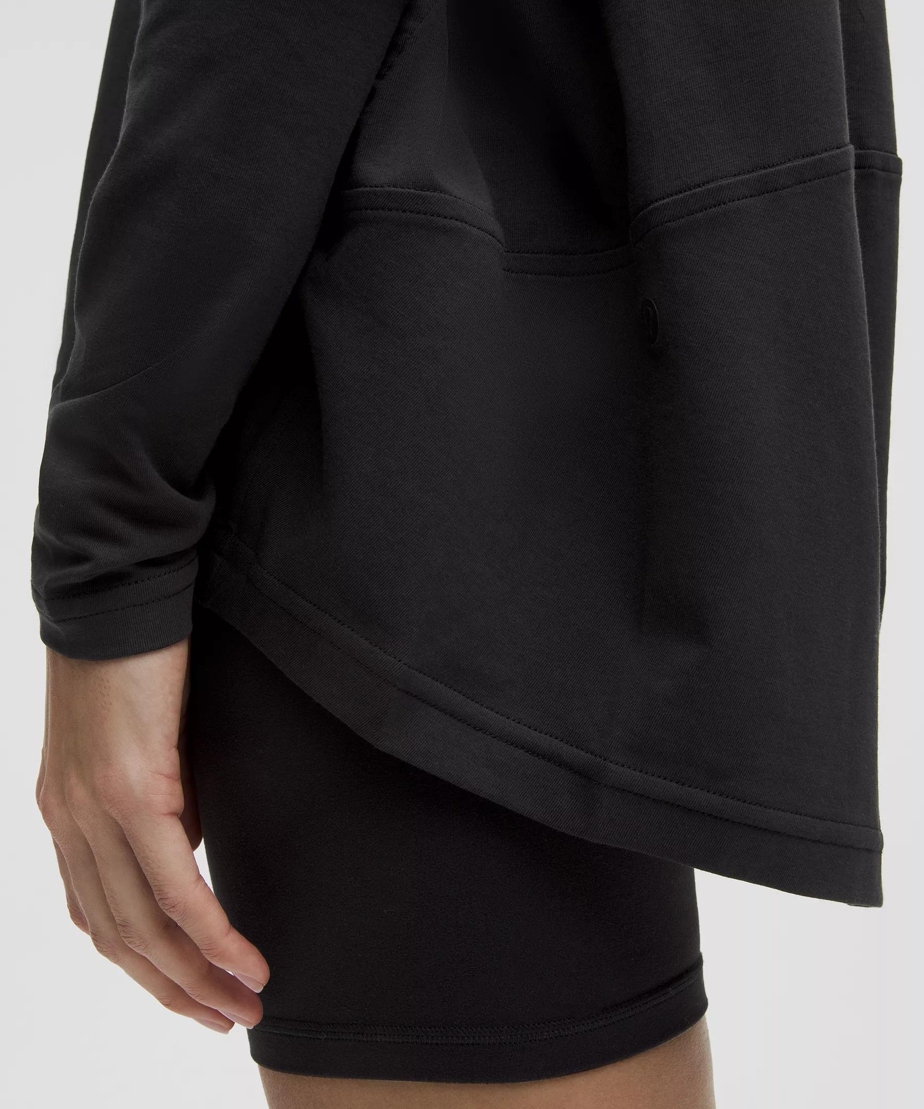 Back In Action V-Neck Long-Sleeve Shirt Product Image