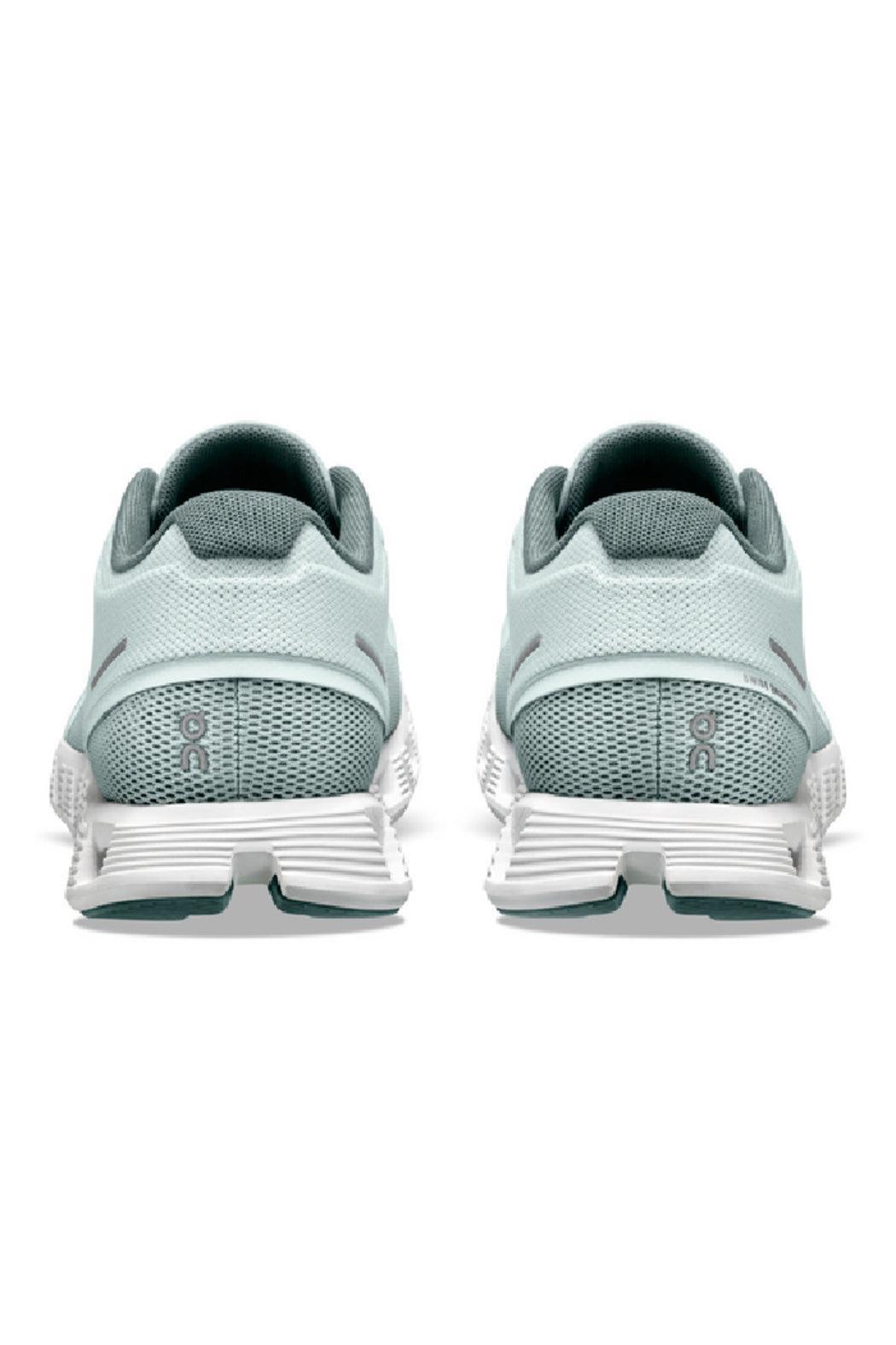 On Running Women's Cloud 5 Product Image