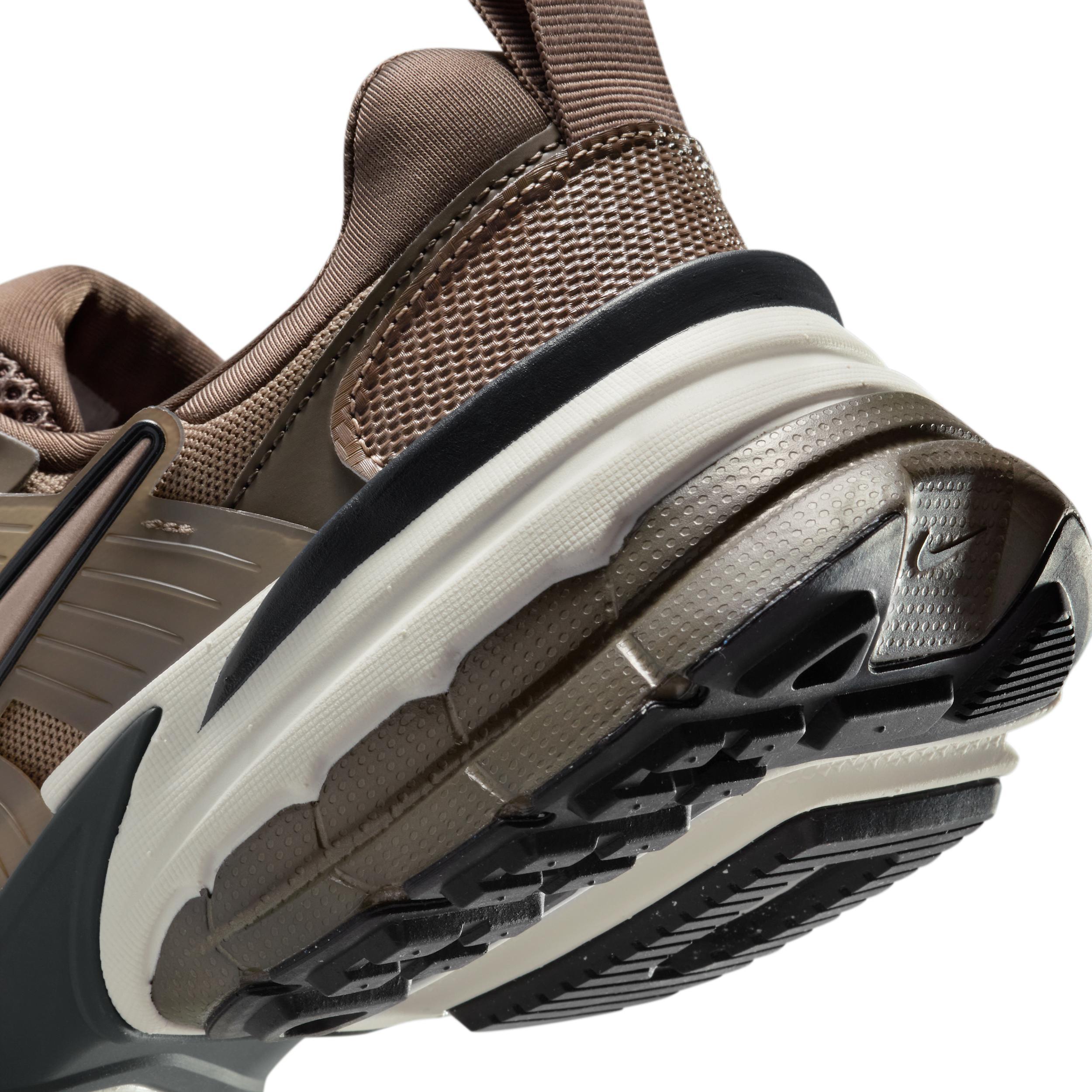 Nike Women's V2K Run Shoes Product Image