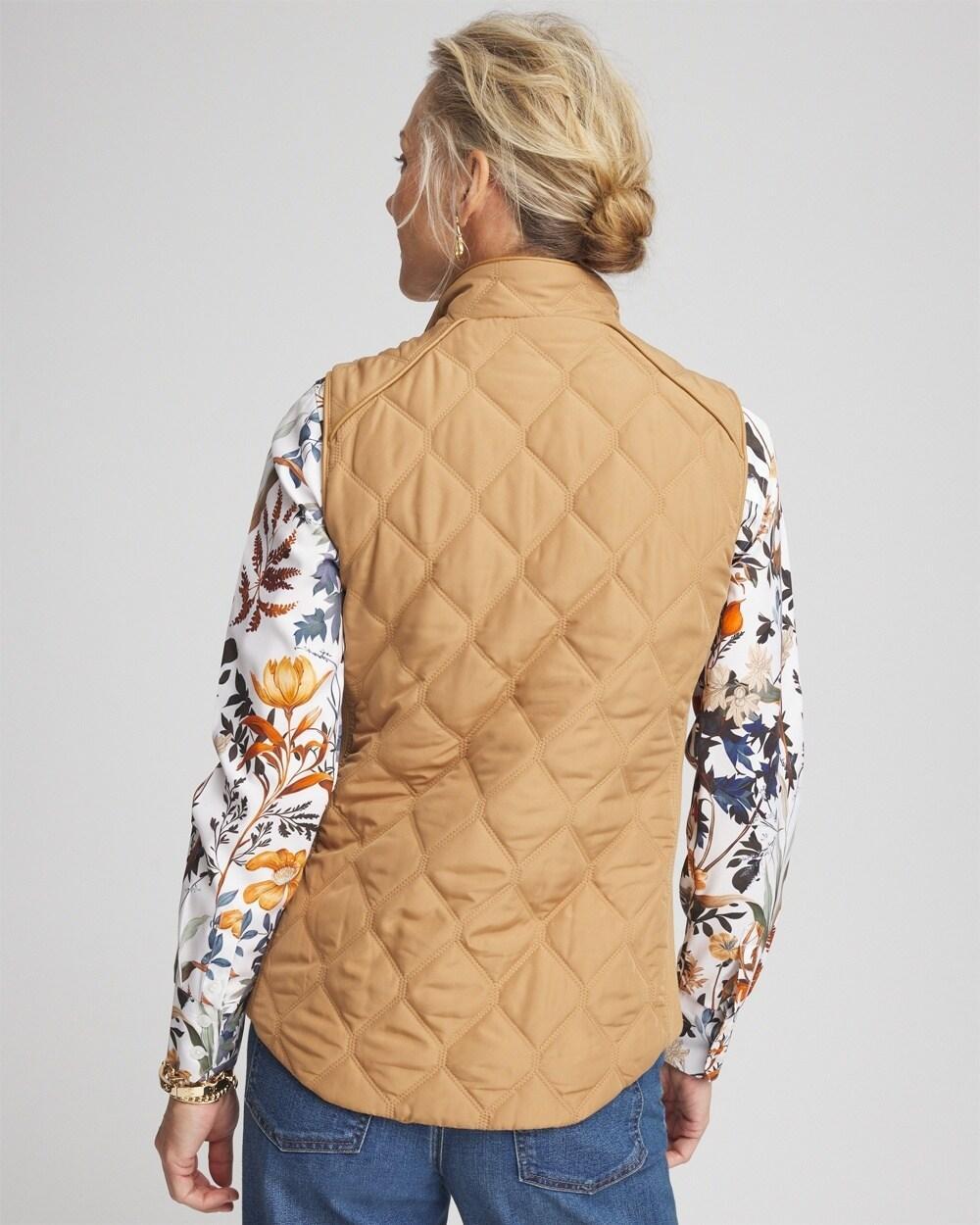 Rib Trim Quilted Vest Product Image