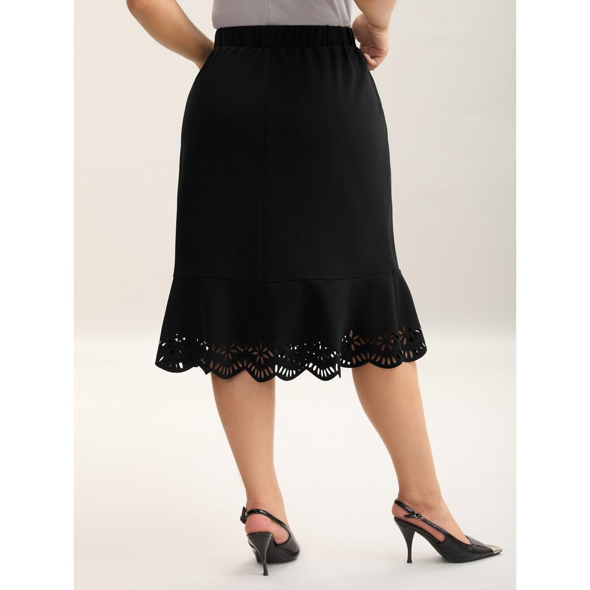 Plus Size Laser Cut Scalloped Fishtail Maxi Skirt Women Black Elegant Laser Bodycon Medium stretch Slanted pocket Everyday-Elegant Skirts BloomChic 28/5X Product Image