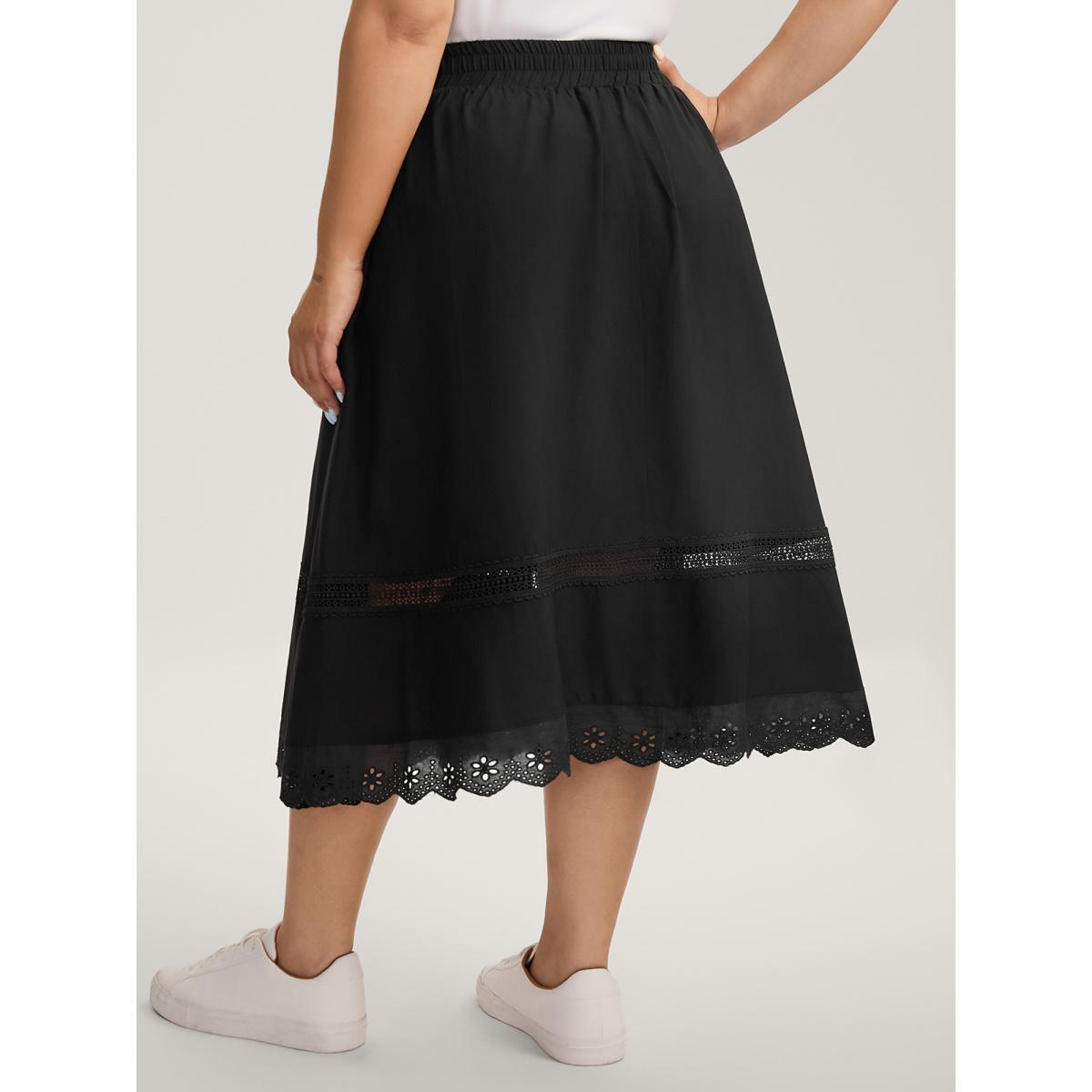 Plus Size Shirred Lace Trim Pleated Midi Skirt Women Pureblack Loose No stretch Side seam pocket Work Skirts BloomChic 28/5X Product Image