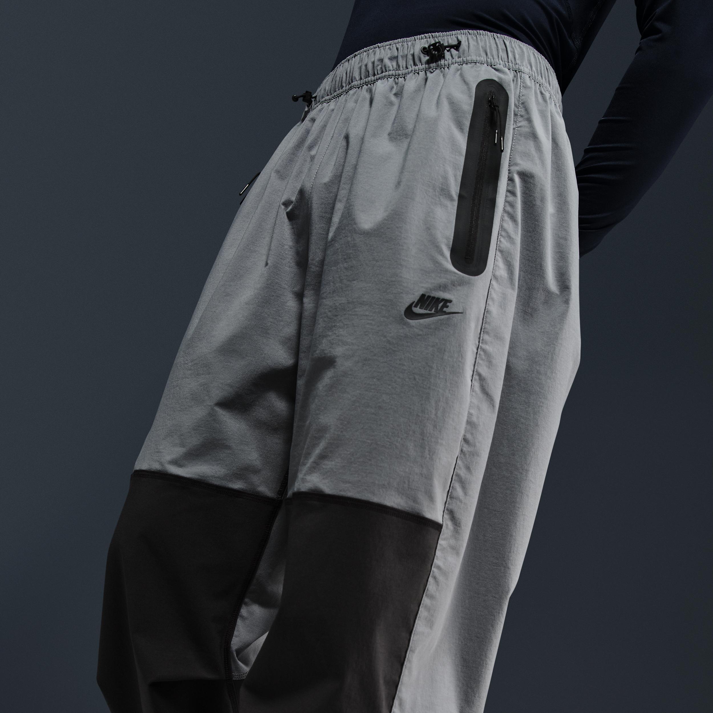 Nike Mens Tech Woven Oversized Pants Product Image