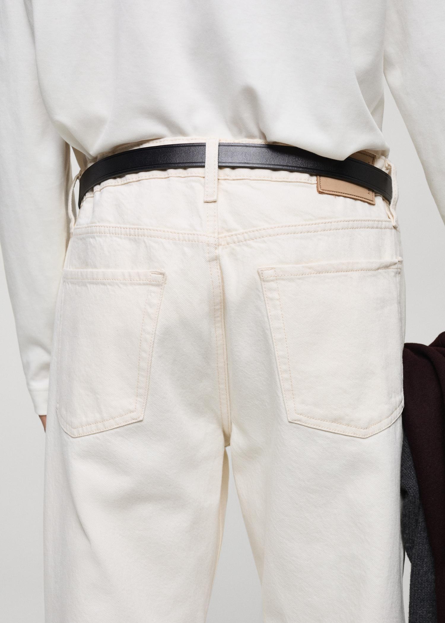 Moby straight-fit jeans - Men | MANGO USA Product Image
