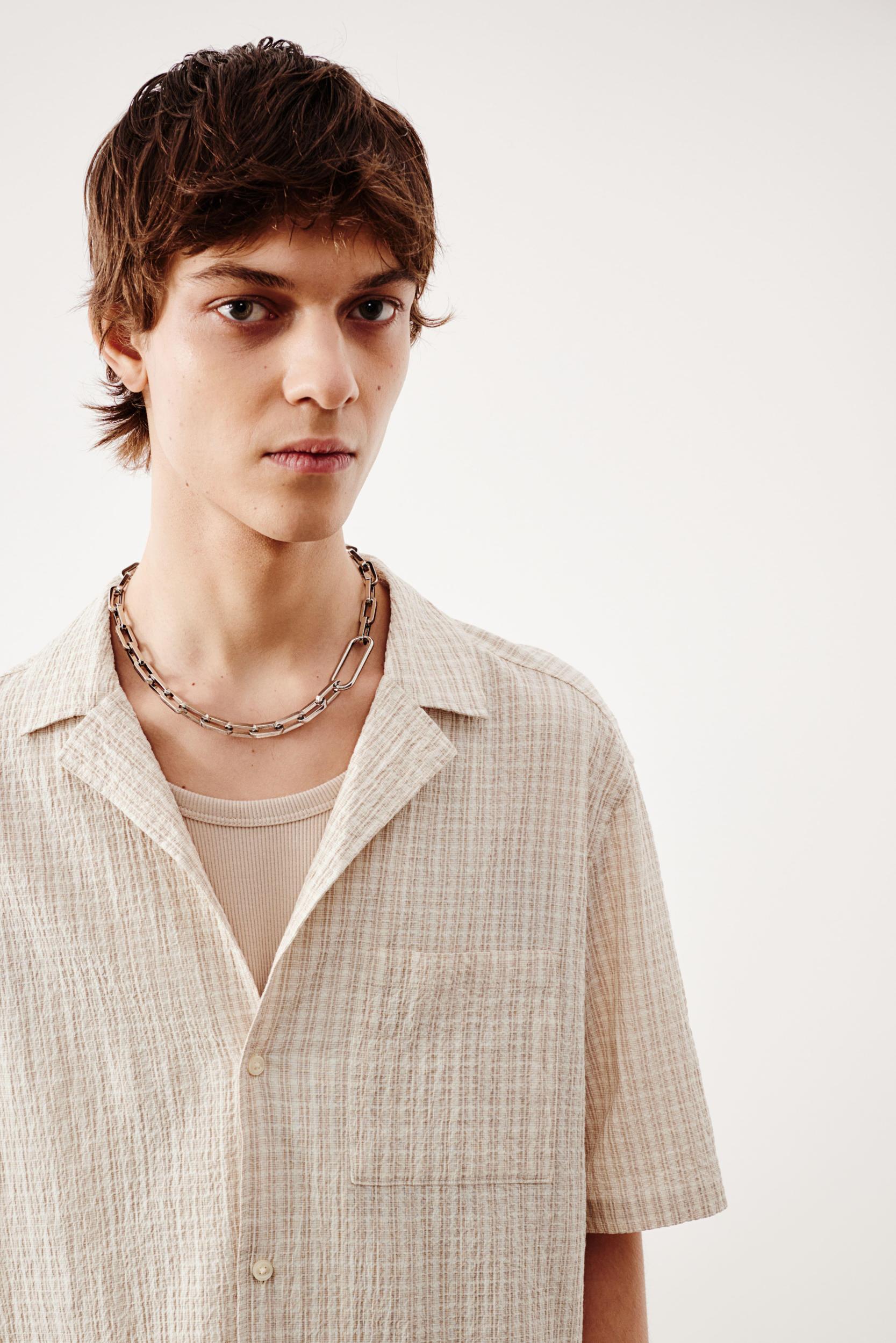 Loose-Fit Seersucker Resort Shirt Product Image