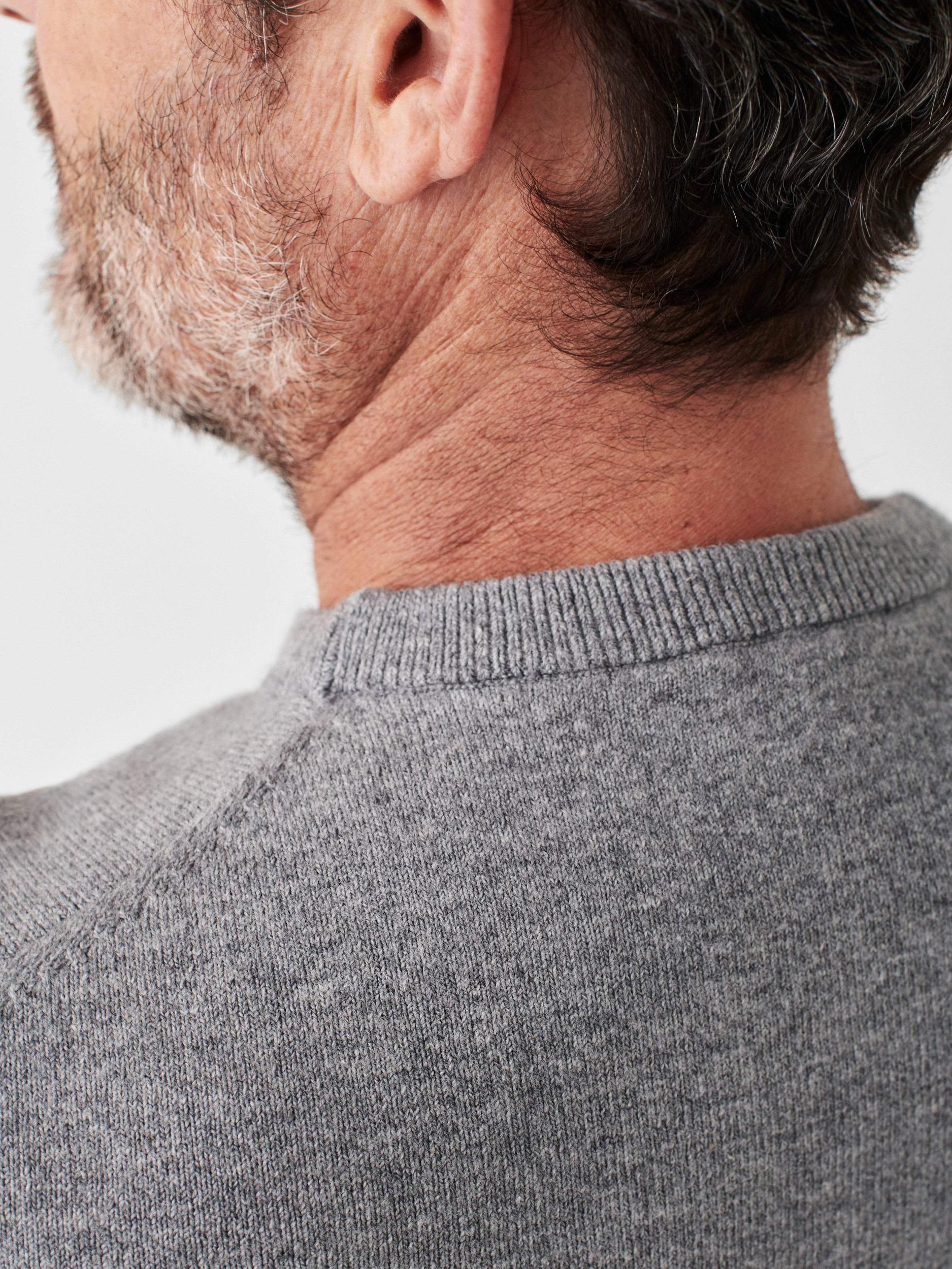 Mountain Crew Sweater - Light Grey Heather Male Product Image