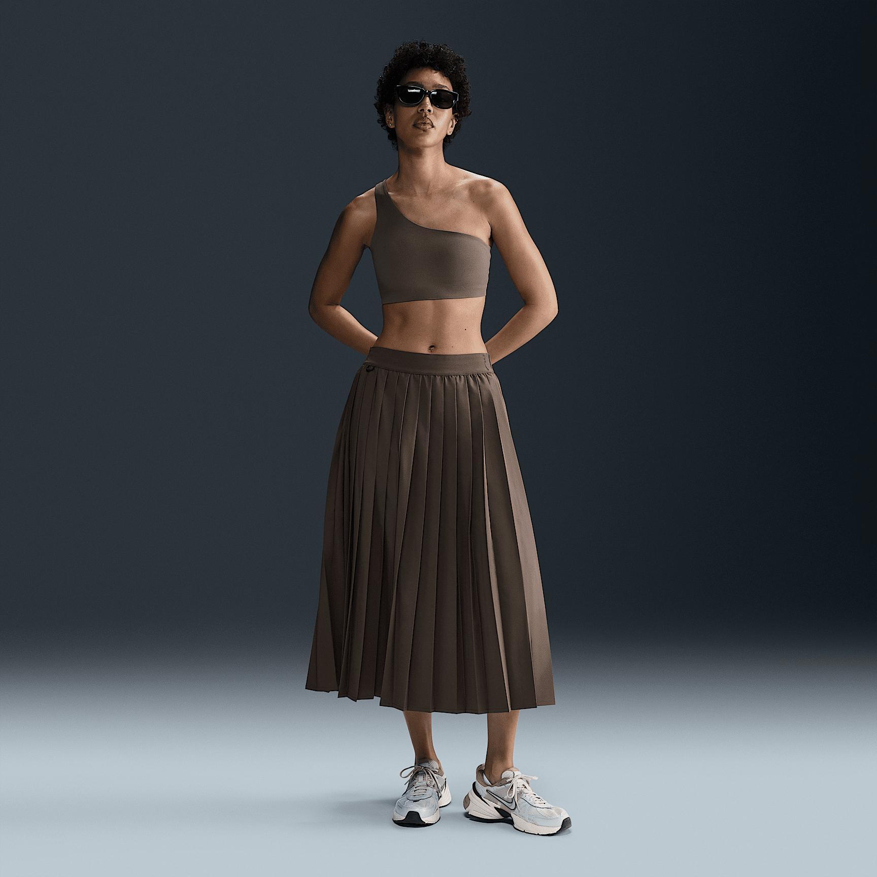 Nike Women's 24.7 PerfectStretch Dri-FIT Pleated Skirt Product Image