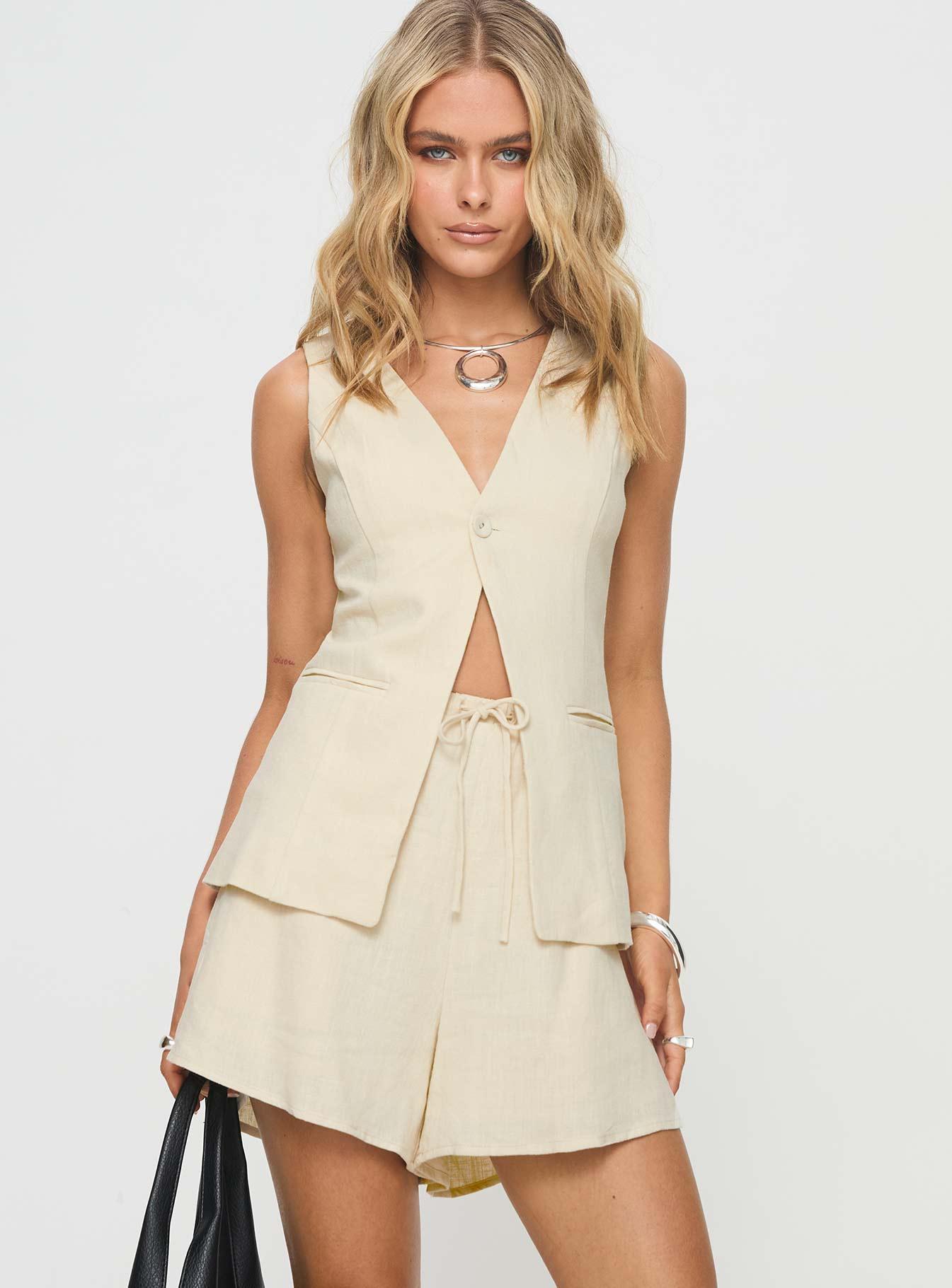 This Summer Linen Blend Shorts Sand Product Image