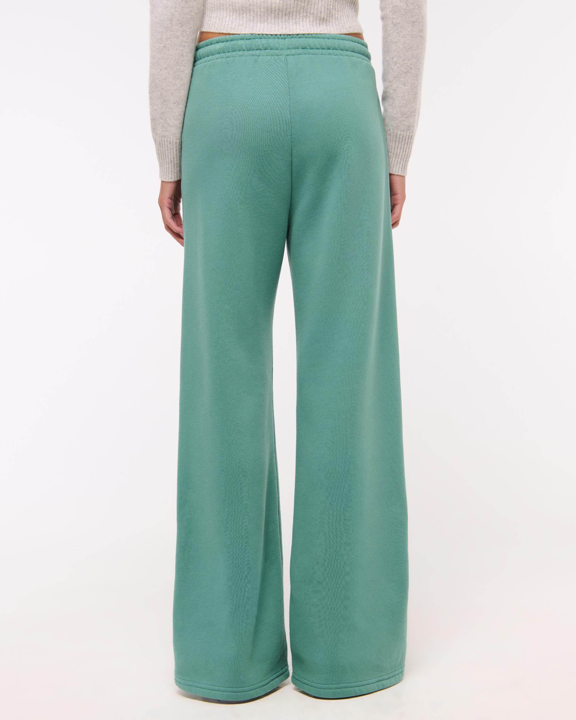 Essential Wide Leg Sunday Sweatpant Product Image
