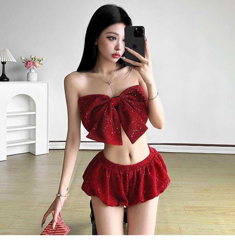 Bowknot Crop Tube Top / Mid Rise Bubble Shorts Product Image