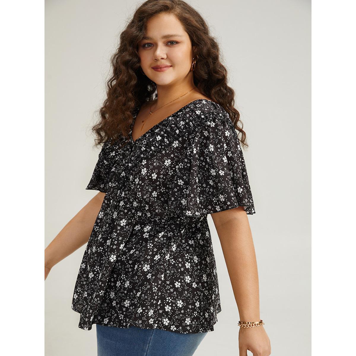 Plus Size Black Ditsy Floral Flutter Sleeve Ruched Blouse Women Elegant Short sleeve V-neck Dailywear Blouses BloomChic 18-20/2X Product Image