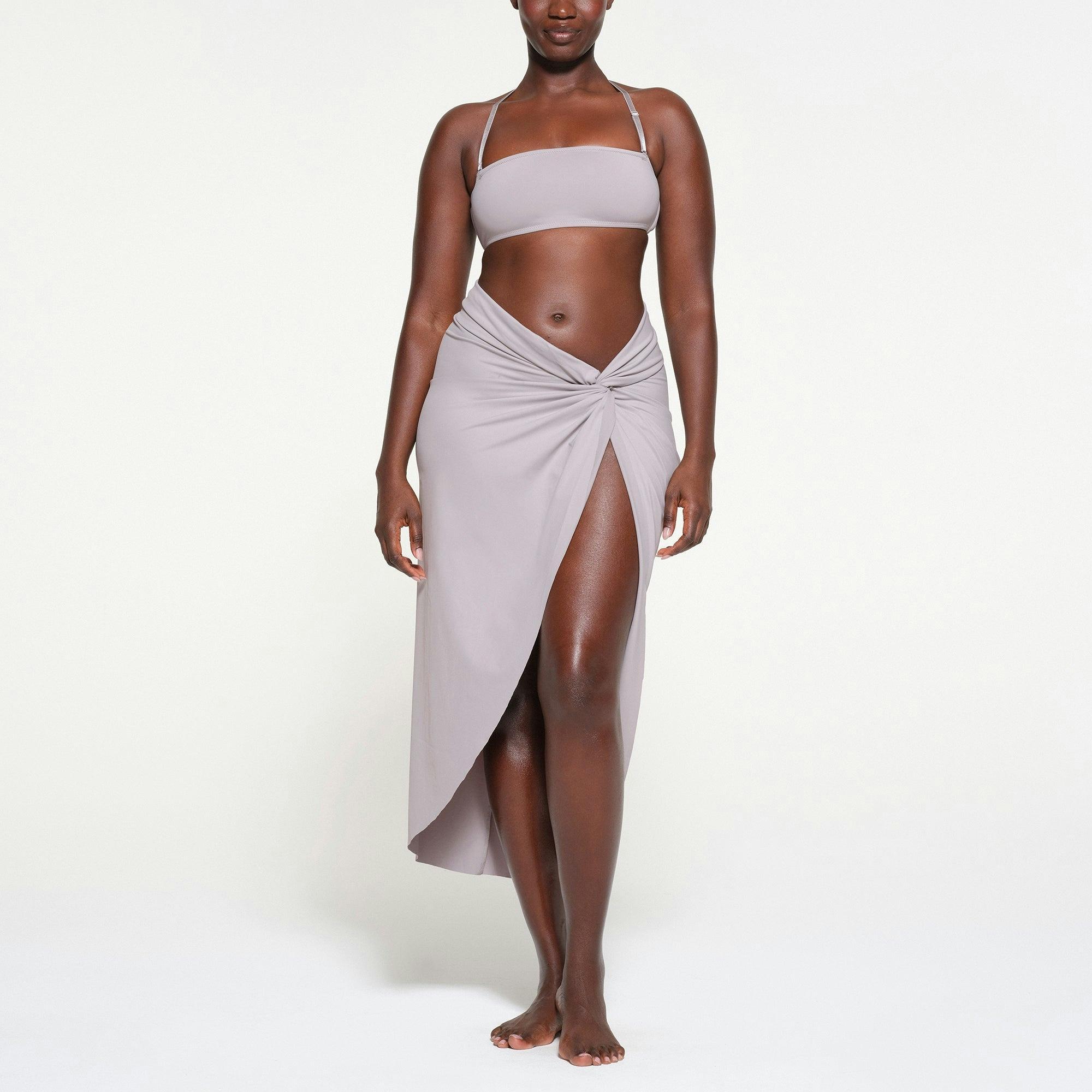 SIGNATURE SWIM BANDEAU BIKINI TOP | CHROME Product Image