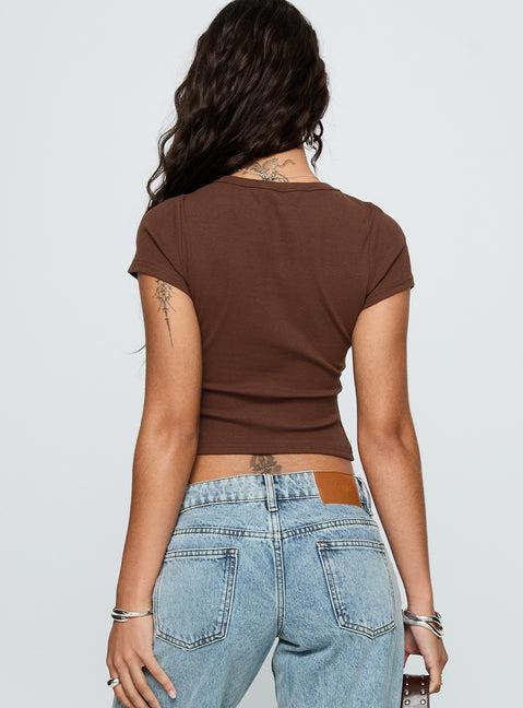 Baseline Scoop Rib Tee Chocolate Product Image
