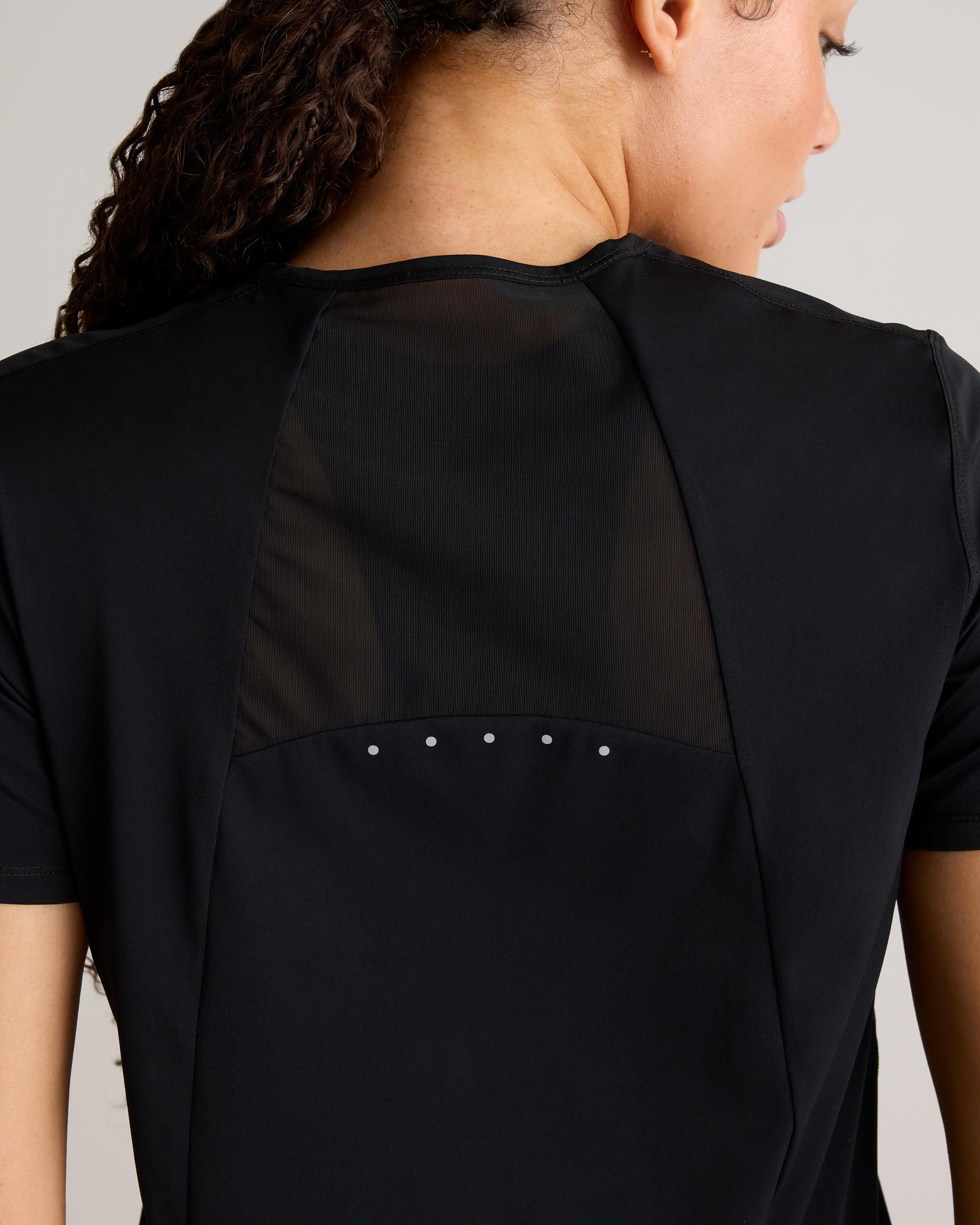 Quince | Women's Essential Run T-Shirt Size XL, Nylon/Spandex Product Image