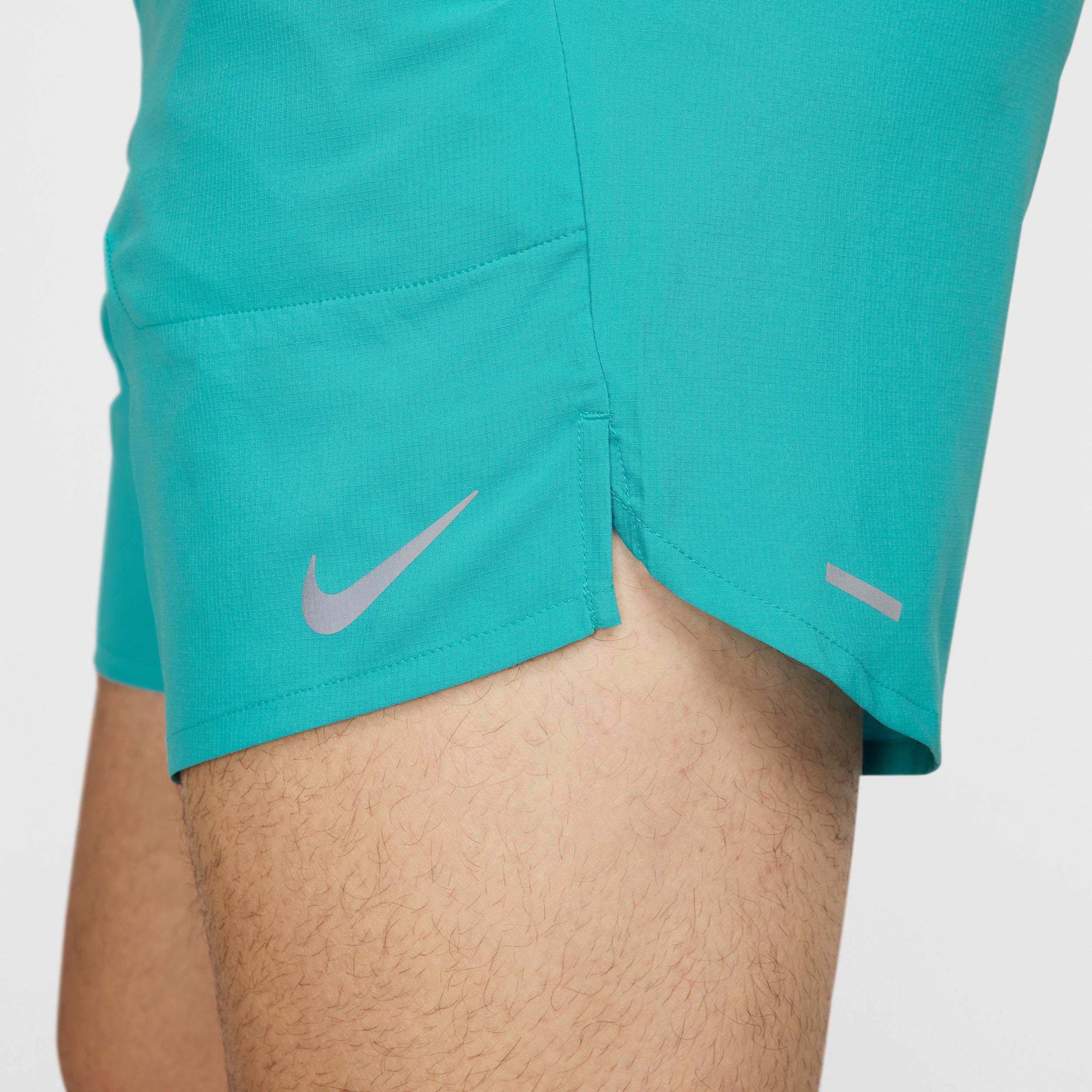 Nike Men's Stride Dri-FIT 7" Brief-Lined Running Shorts Product Image