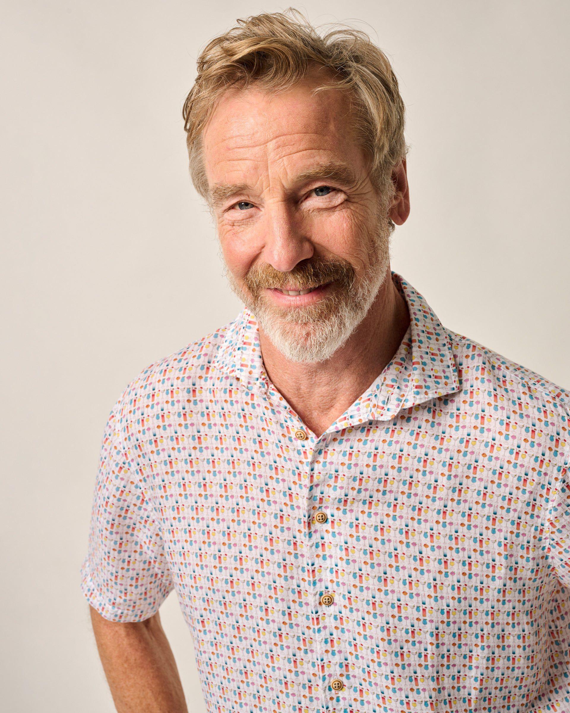 Short Sleeve Hangin' Out Linen Button Up Shirt - 5 O' Clock Somewhere Male Product Image
