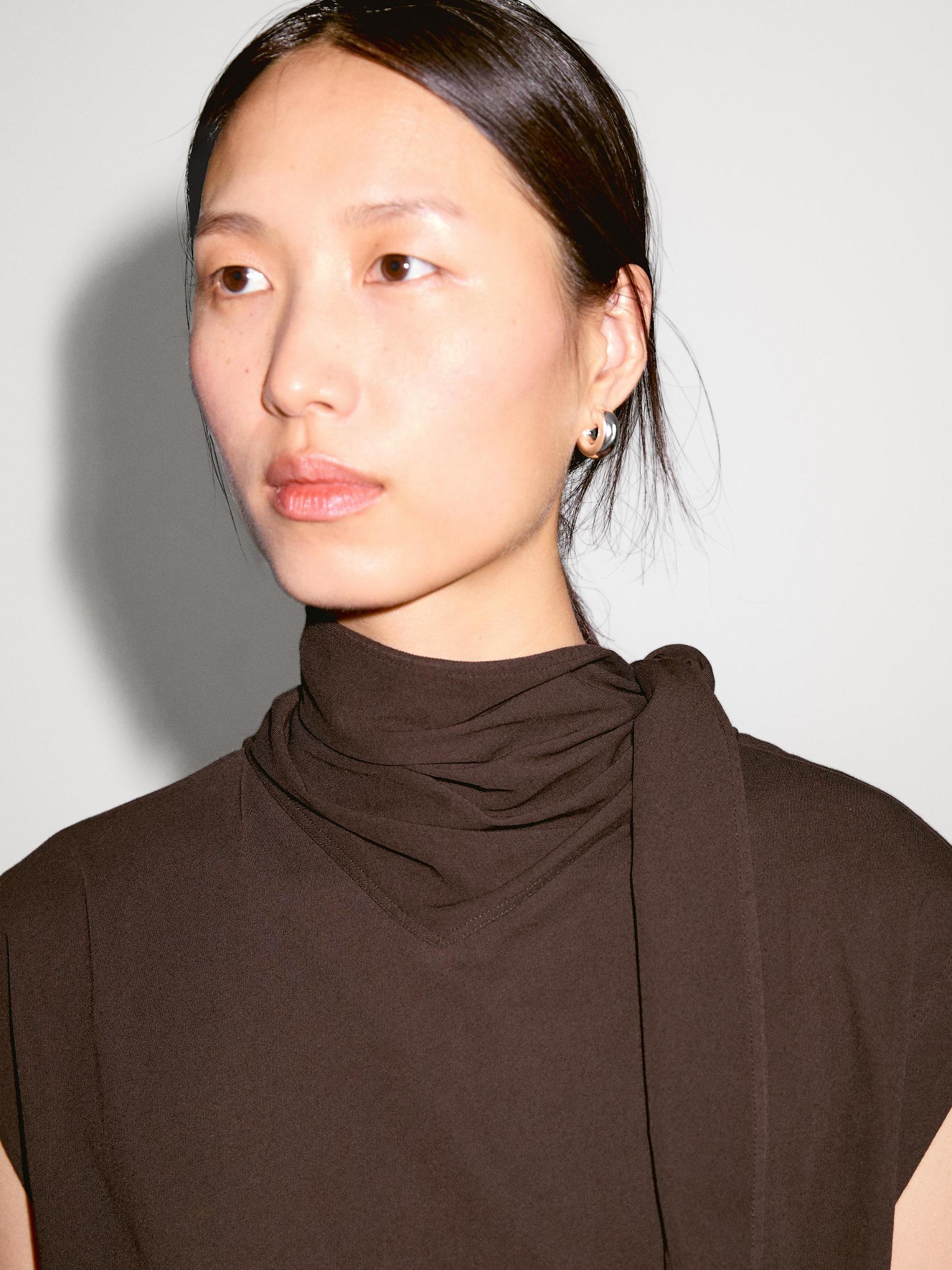 Top with tied neck detail Product Image