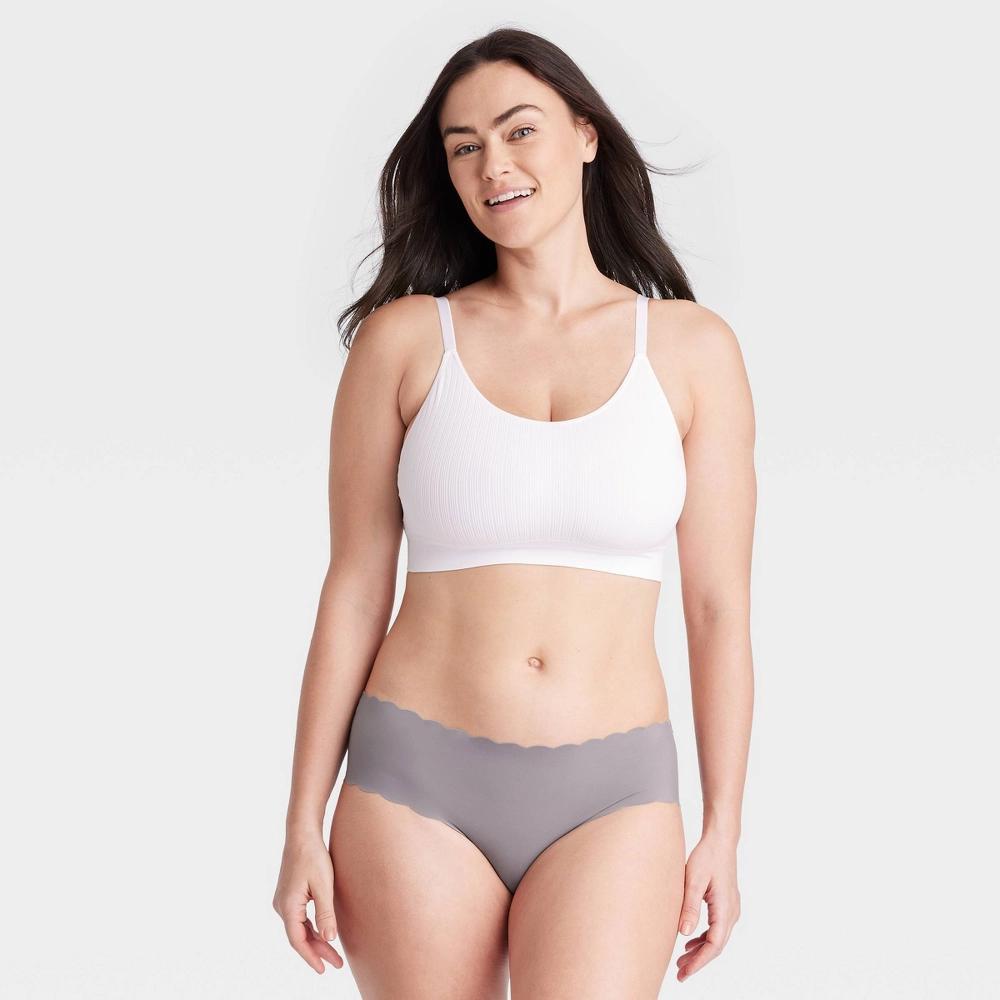 Women's Invisible Edge Cheeky Underwear with Scallop Edge - Auden™ XS: Mid Rise, Solid Pattern, Cotton Gusset Product Image