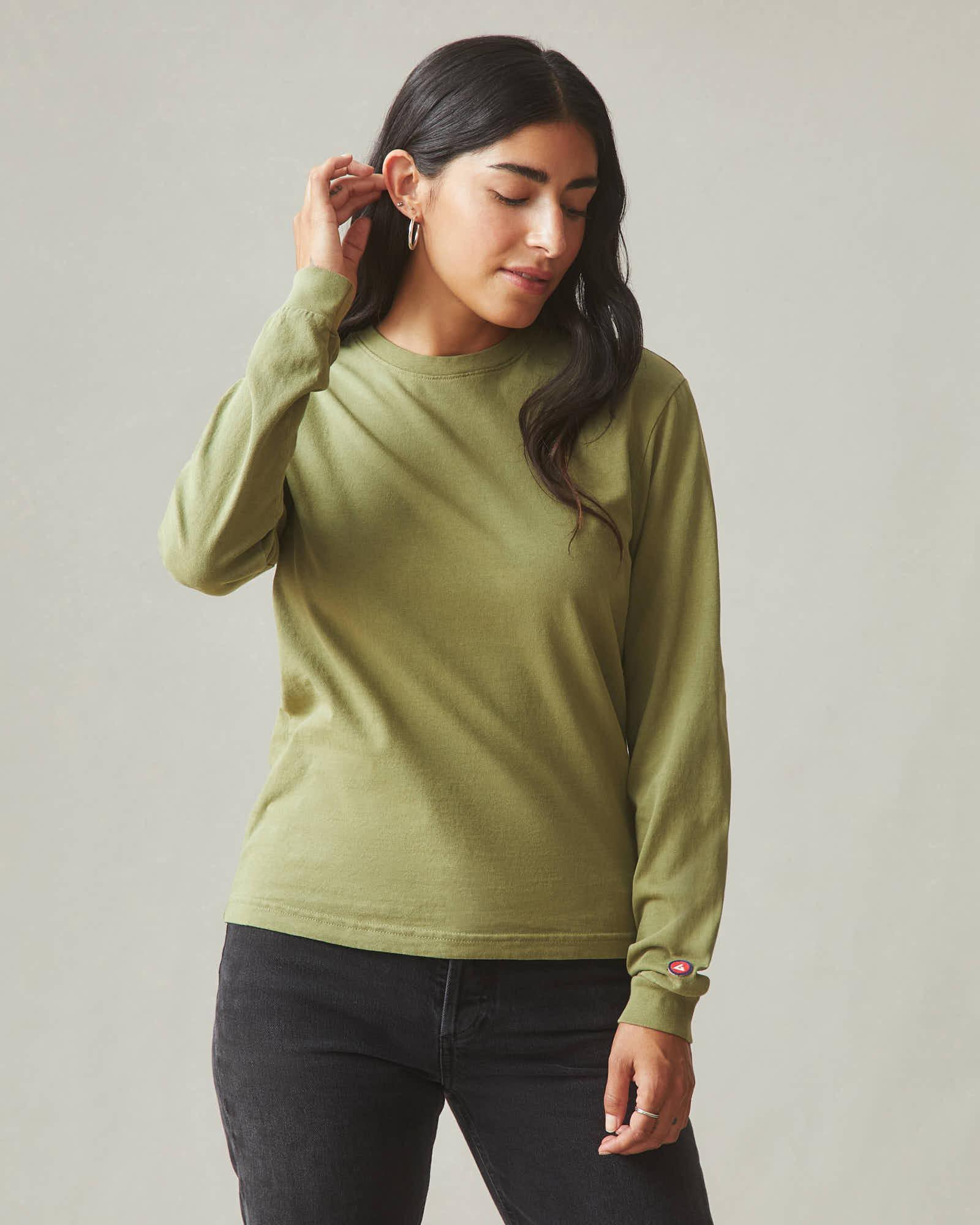 Women's Vintage Crew Long Sleeve Tee - Washed Capulet Olive Female Product Image