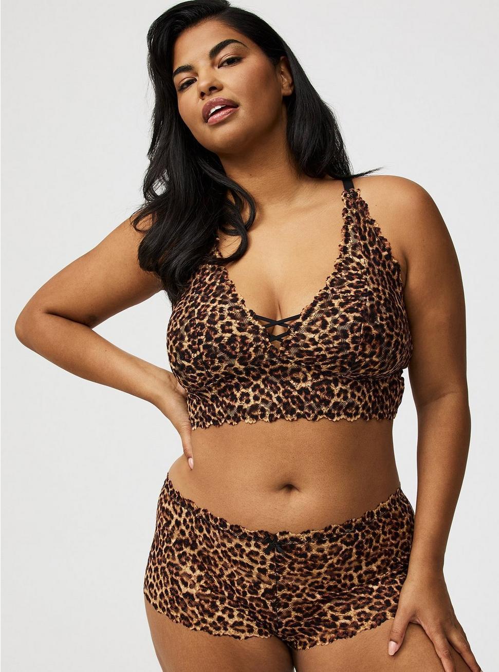 Lightly Lined Simply Lace XO Front Bralette Product Image