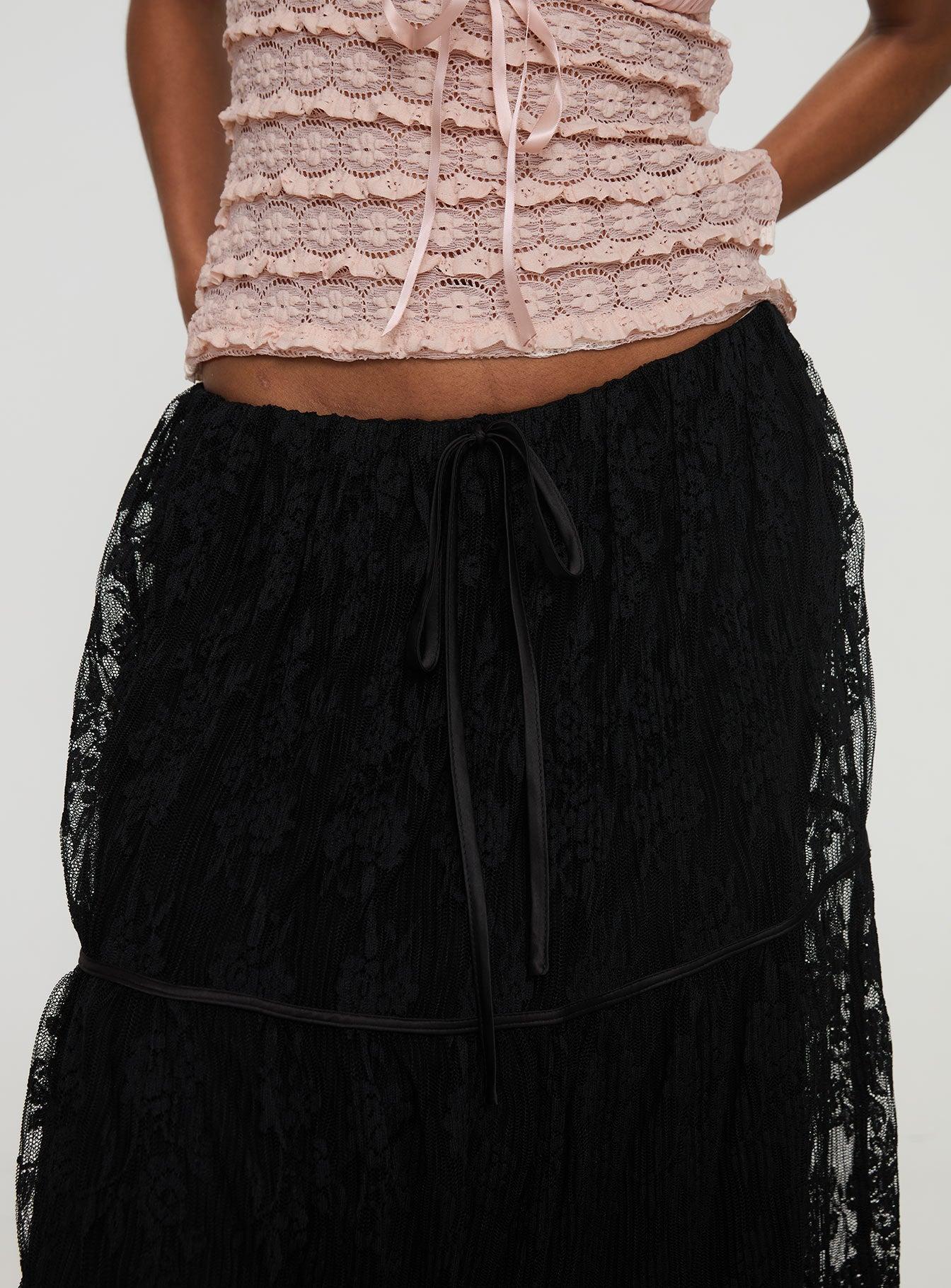 Oh Plisse Maxi Skirt Black Product Image