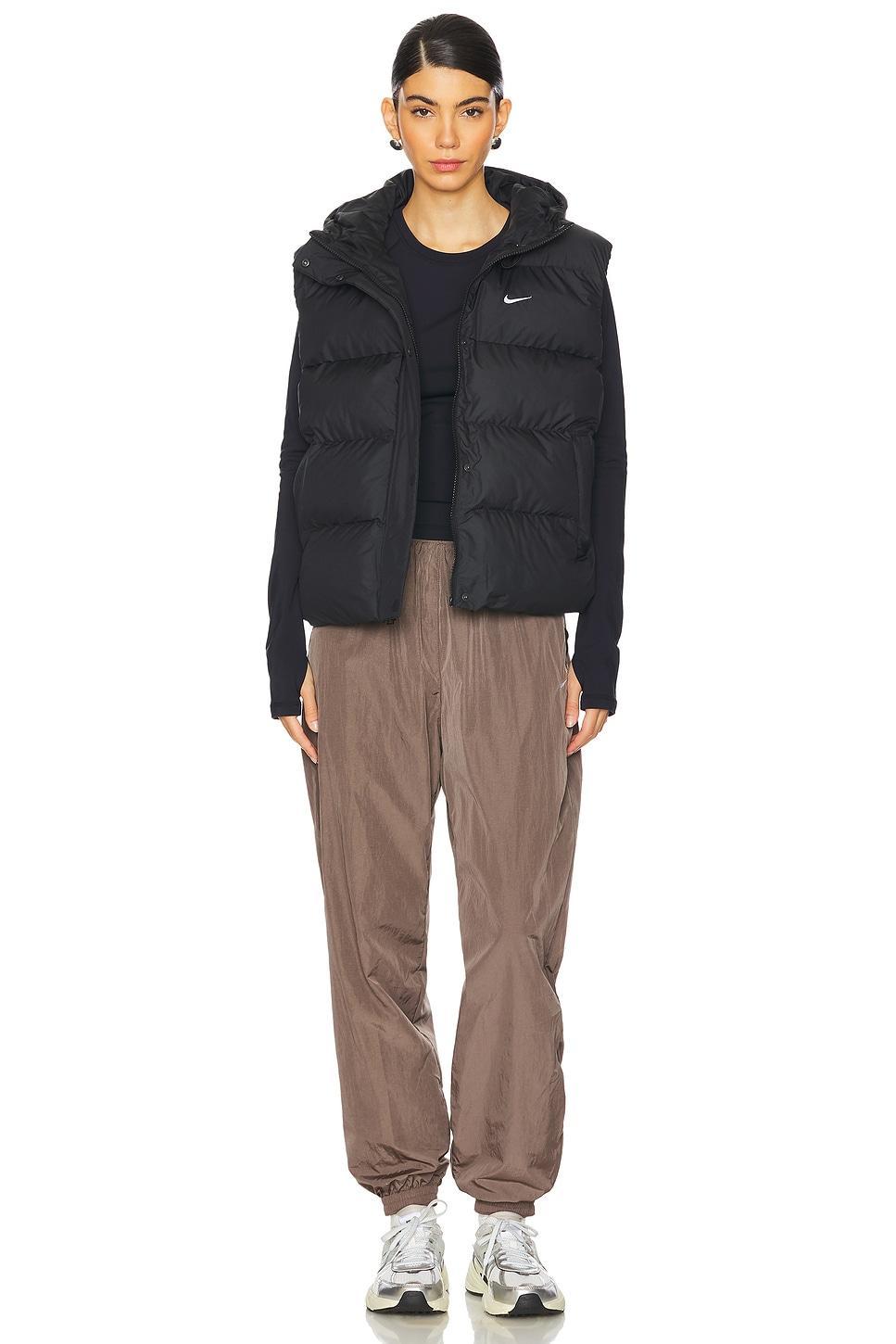 Metro Vest Nike Product Image