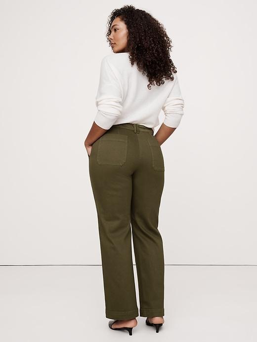 The Weekender Straight-Leg Pant Product Image