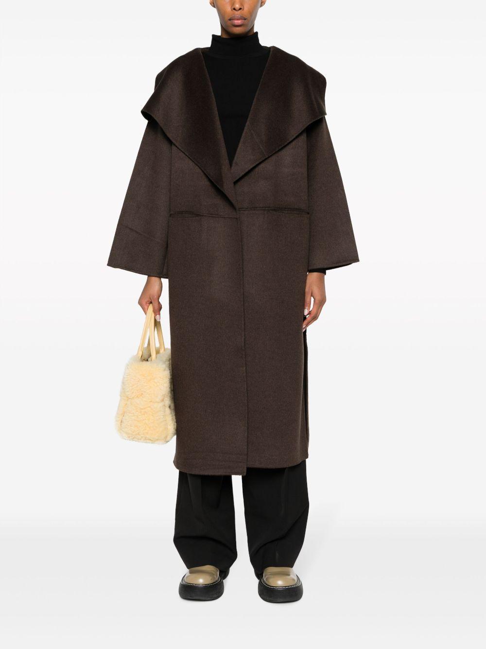 Signature wool-cashmere coat Product Image