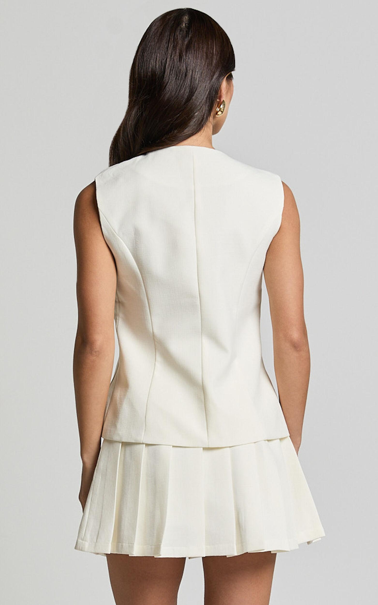 Tyla Top - Scoop Neck Pocket Hardware Detail Button Up Vest in White Product Image