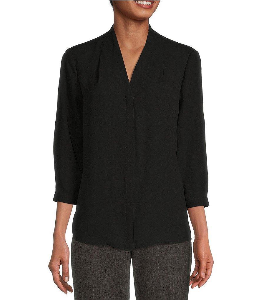 Investments Caroline Signature V-Neck 3/4 Sleeve Button Front Top Product Image