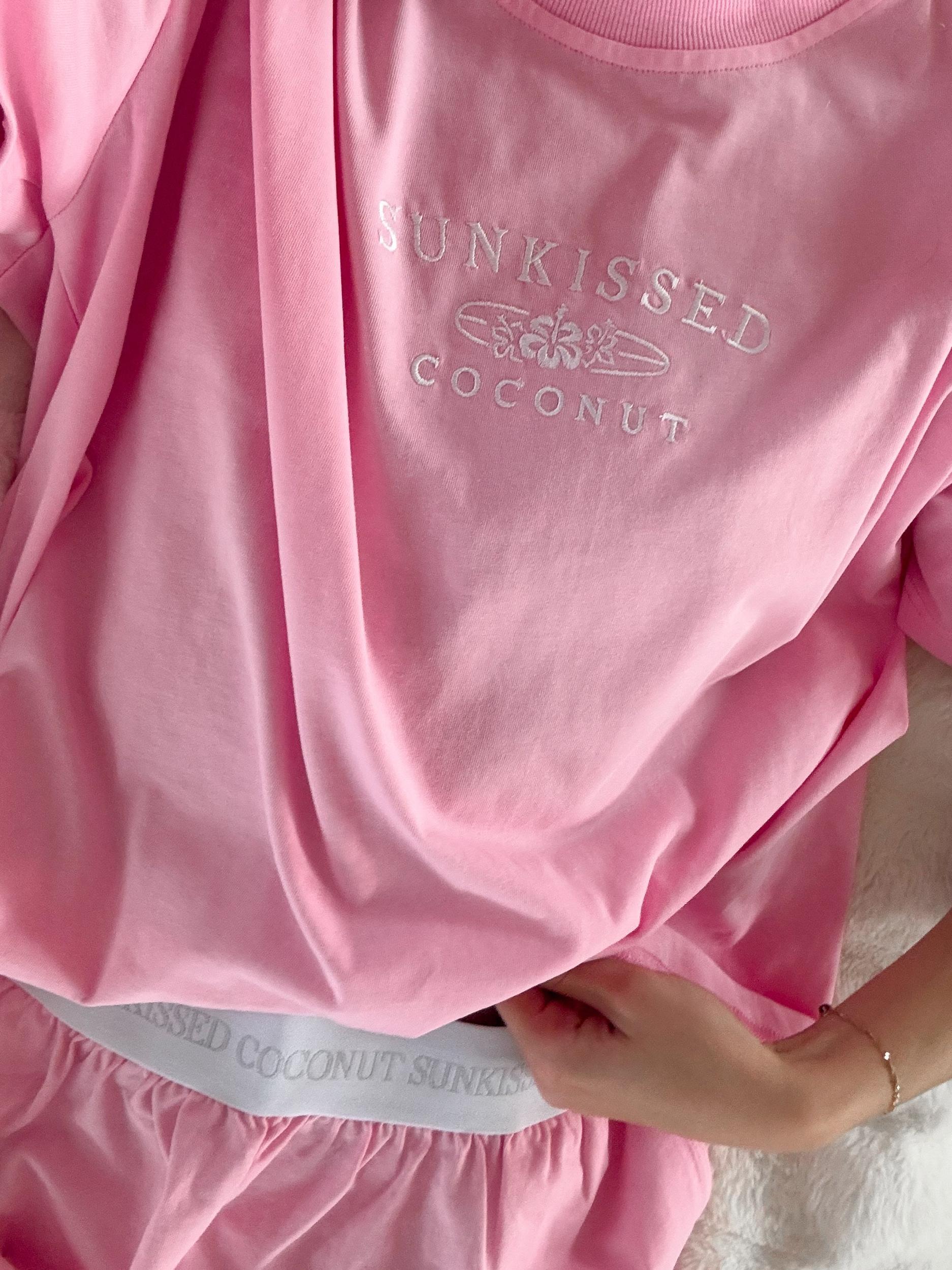 Lush Pink Basic Watercolor Embroider Tee Product Image