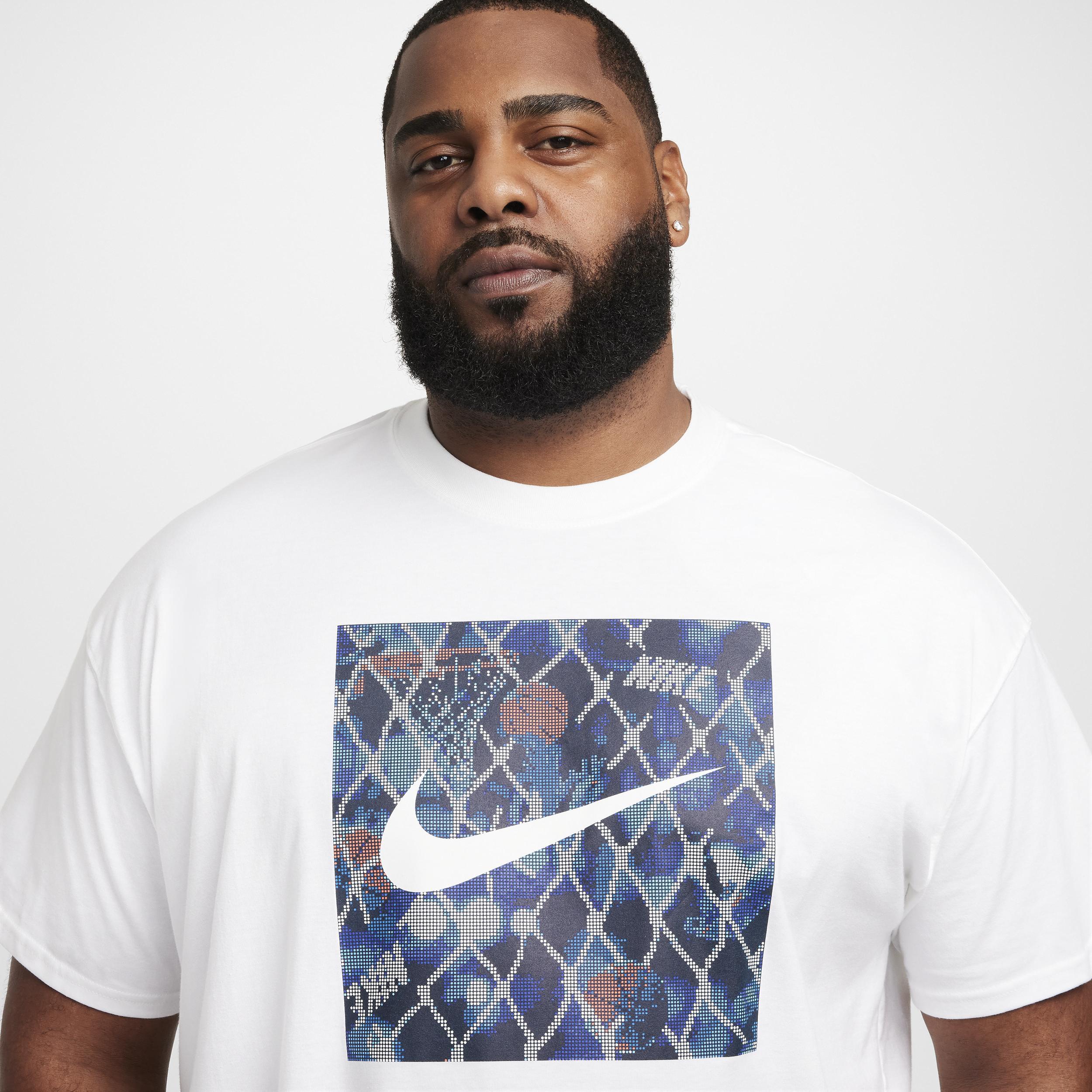 Nike Men's Max90 Basketball T-Shirt Product Image