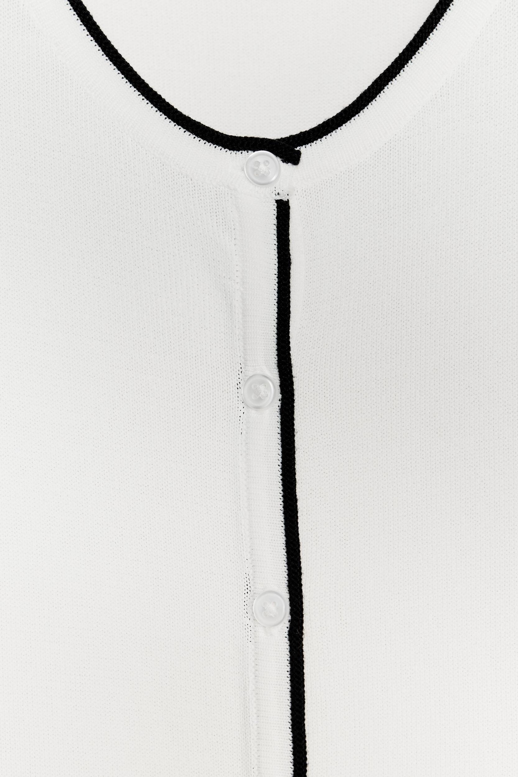 CARDIGAN WITH PIPED SEAMS Product Image