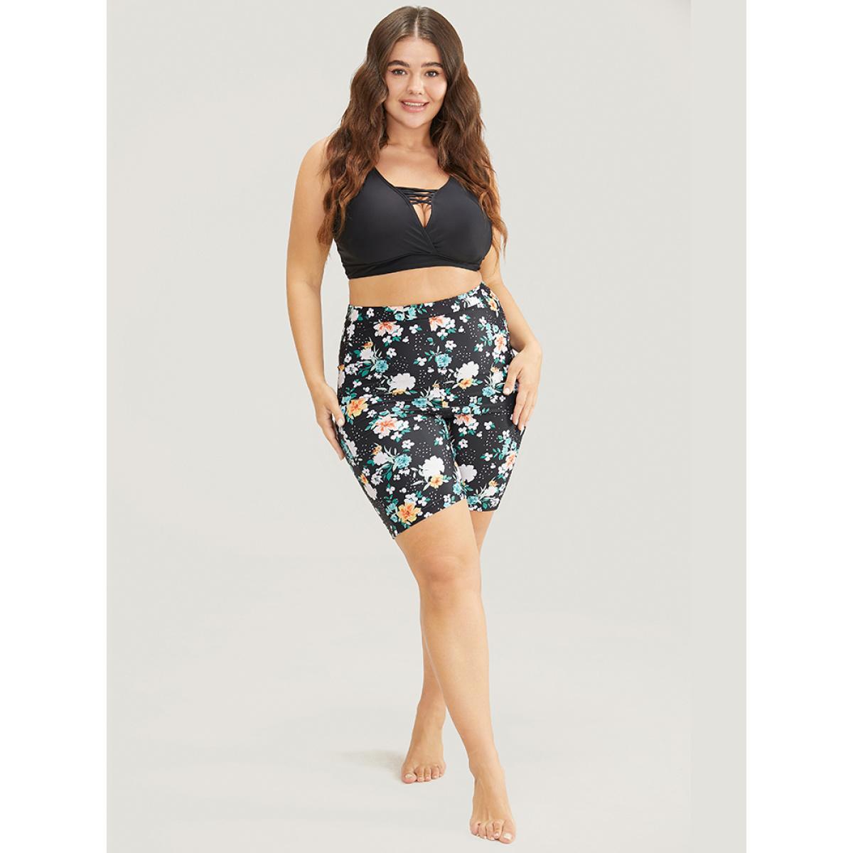 Plus Size High Waist Pocket Side Swim Shorts Women's Swimwear BlackFlower Beach Plain High stretch Skinny High Rise Curve Swim Bottoms BloomChic 30/6X Product Image