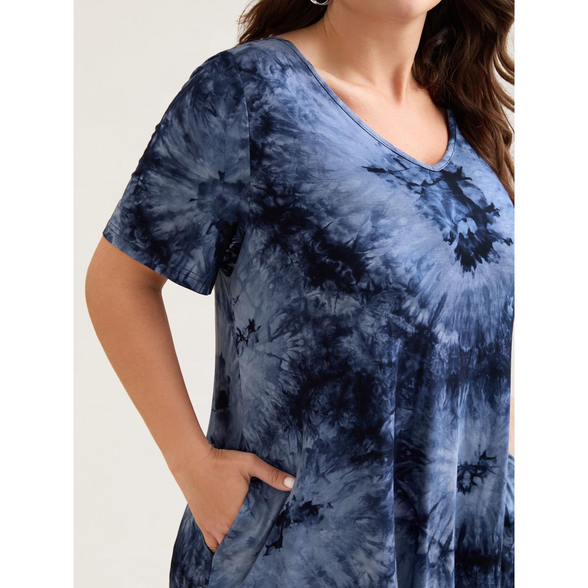 Plus Size Tie-Dye Stretchy Asymmetrical Hem T-Shirt Indigo Women Casual Asymmetrical V-neck Loose Everyday T-shirts BloomChic 28/5X Product Image