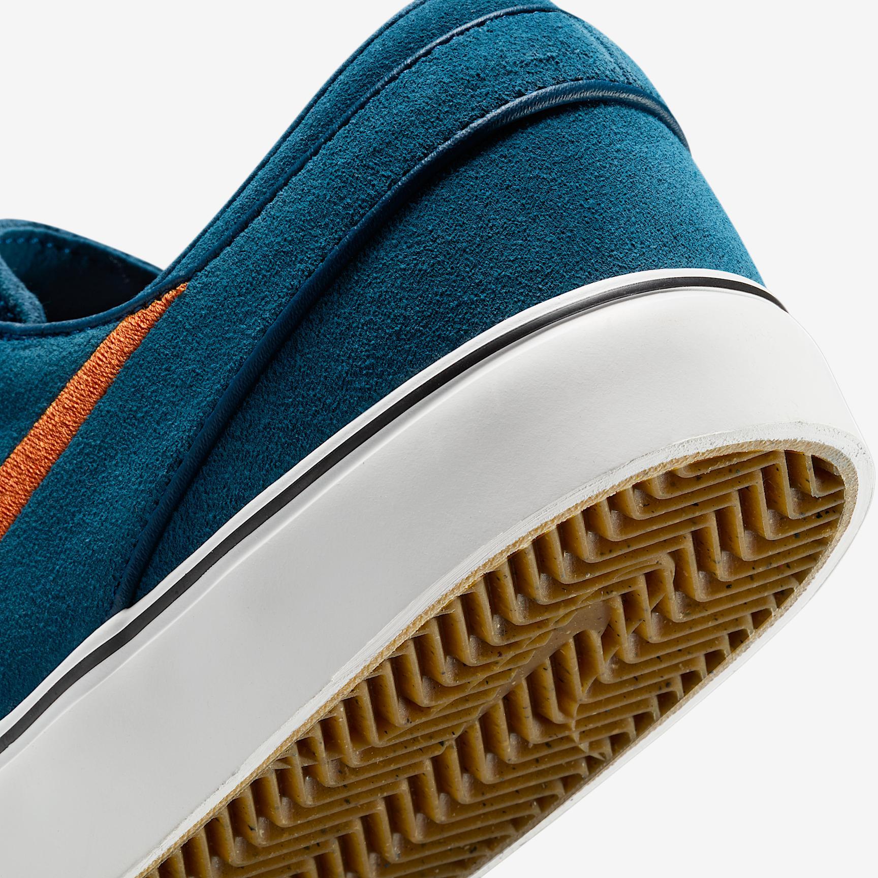 Nike SB Zoom Janoski OG+ Skate Shoes Product Image