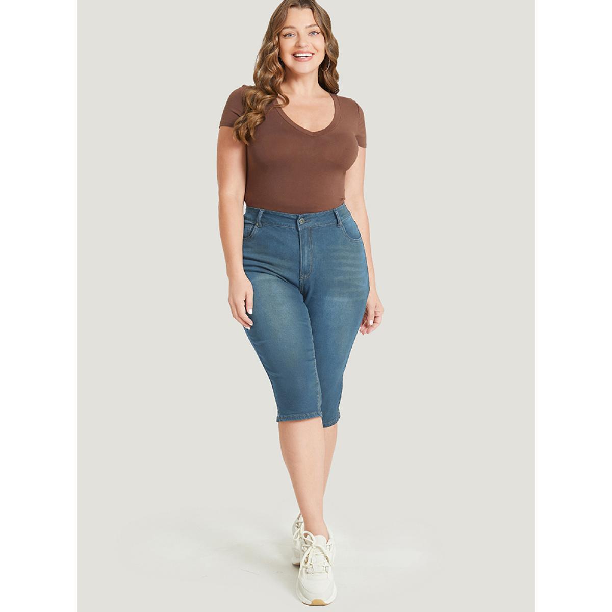 Plus Size Skinny Very Stretchy Dark Wash Split Knee Denim Shorts Women Aegean High stretch Dailywear Side seam pocket Casual Denim Shorts BloomChic 20/2X Product Image