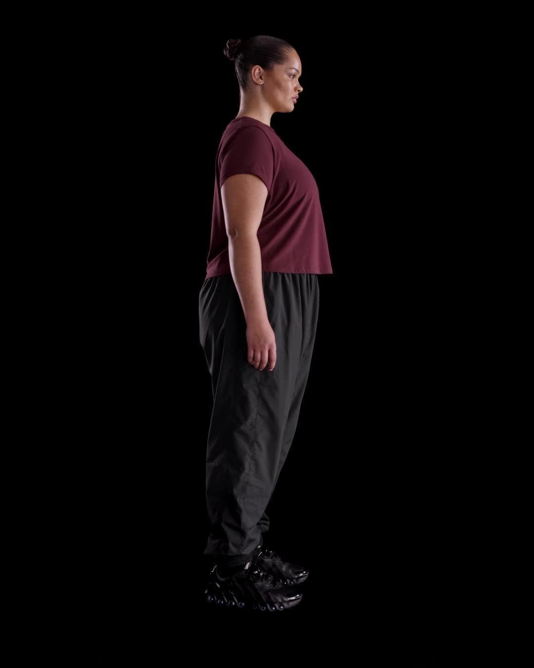 Women's Nike Sportswear Classic Wovens UV Protection Mid-Rise Loose Jogger Pants (Plus Size) Product Image