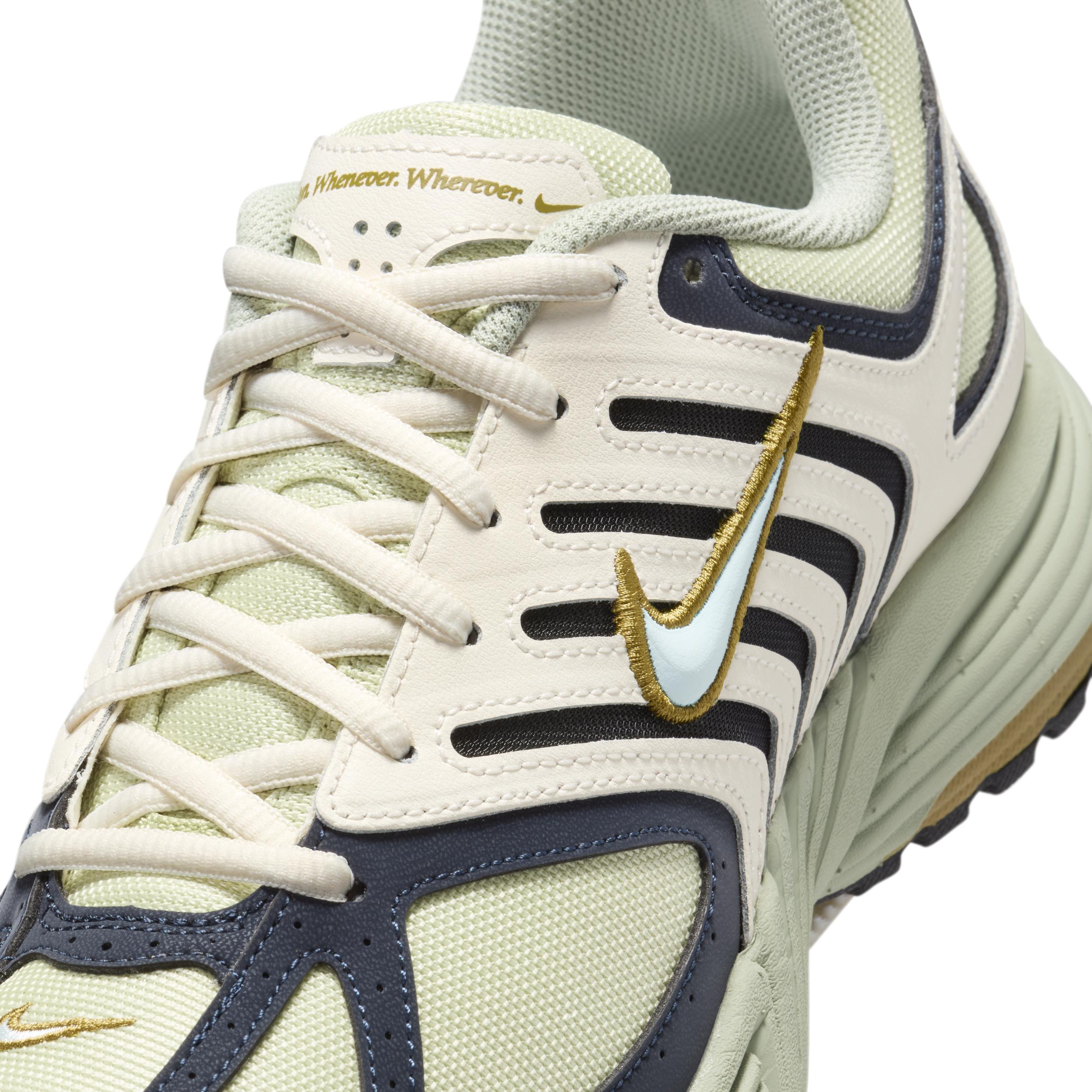 Nike Mens Air Pegasus 2005 Casual Shoes Product Image