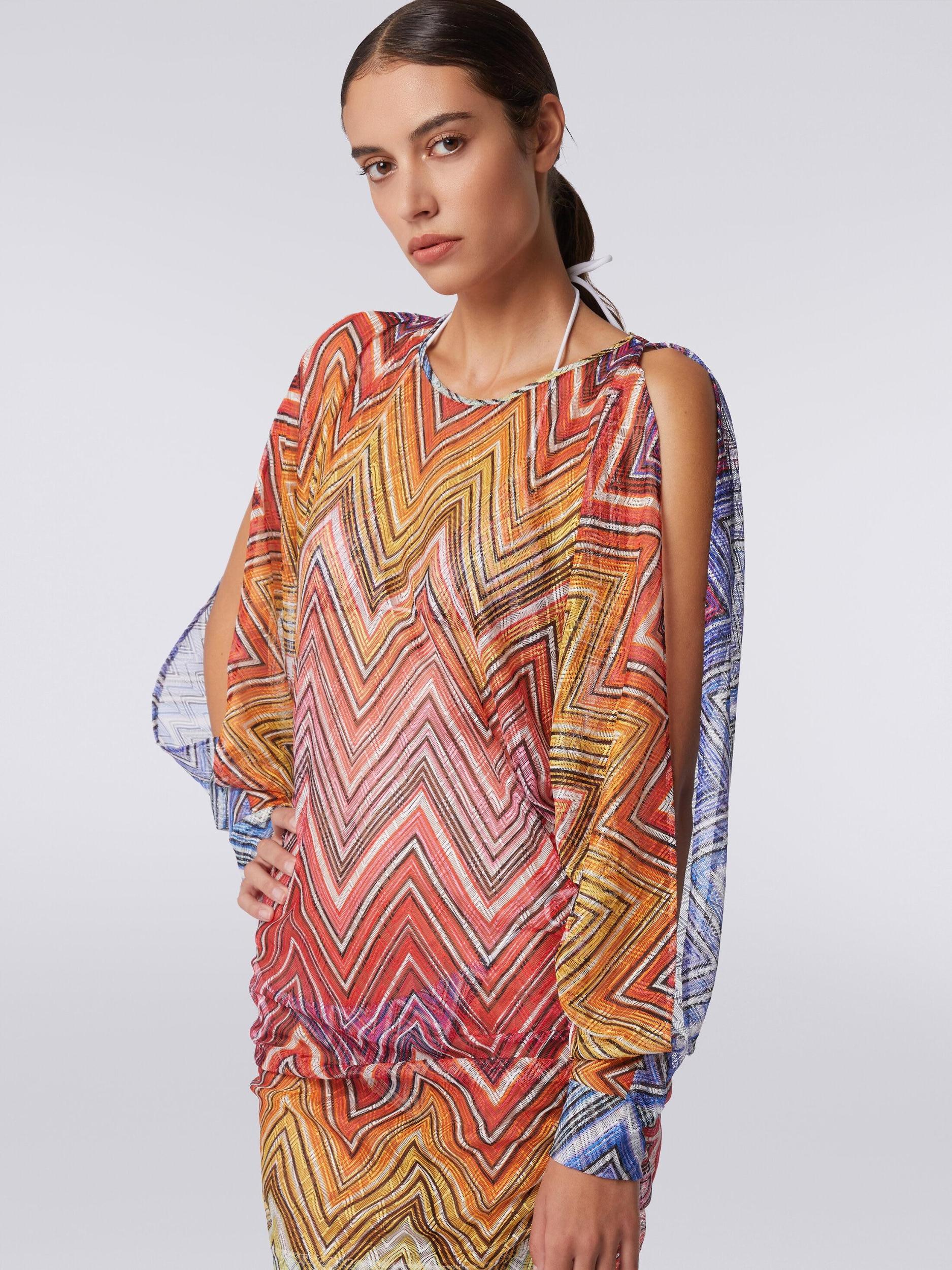 Short cover up dress in zigzag print fabric Product Image