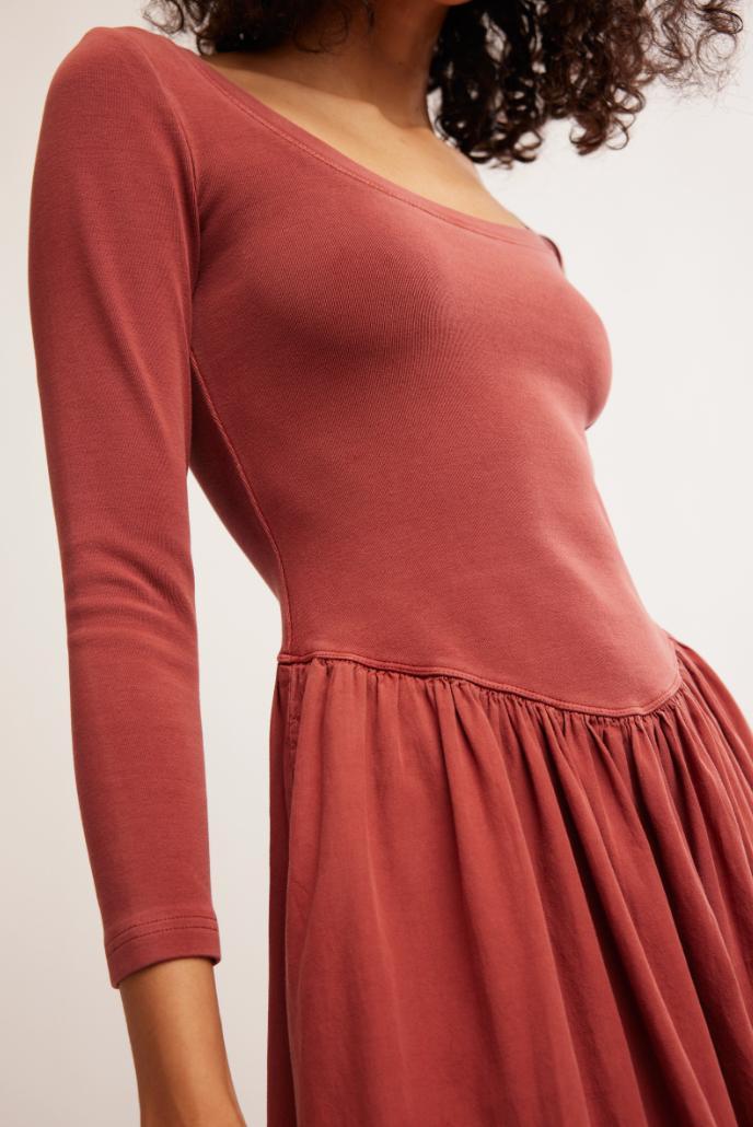 Aelia Mid Dress Product Image